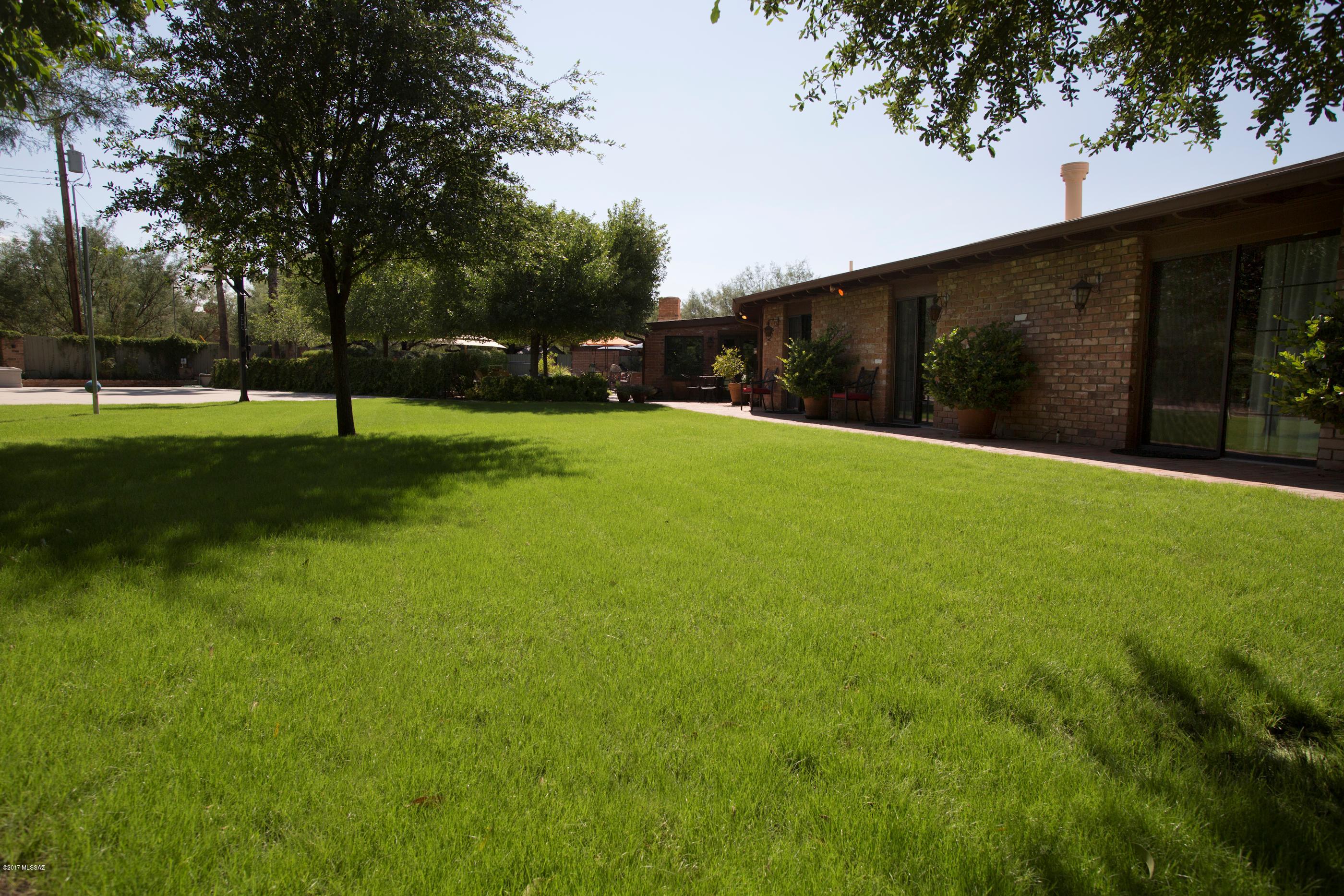 Country Club Estates NO. 1 - Residential