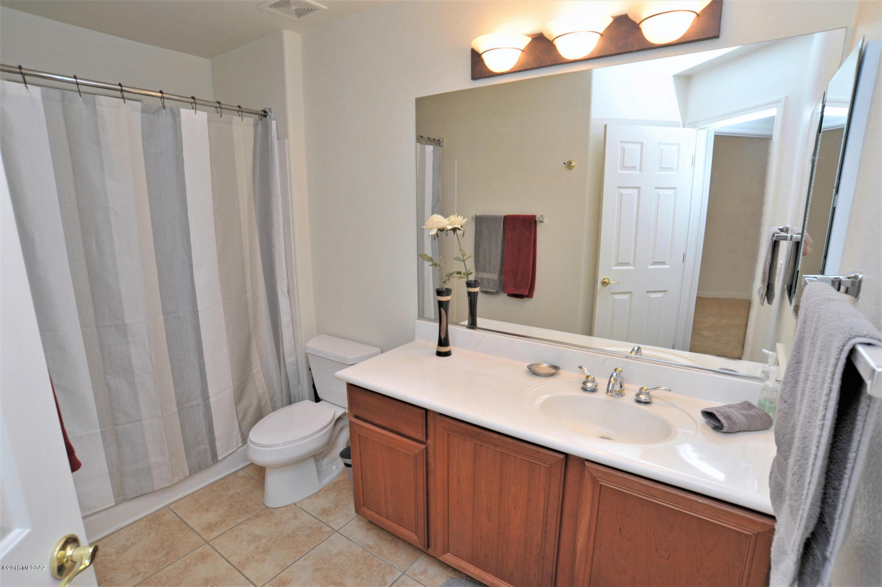 Rancho Del Lago (466-540) - Residential Lease