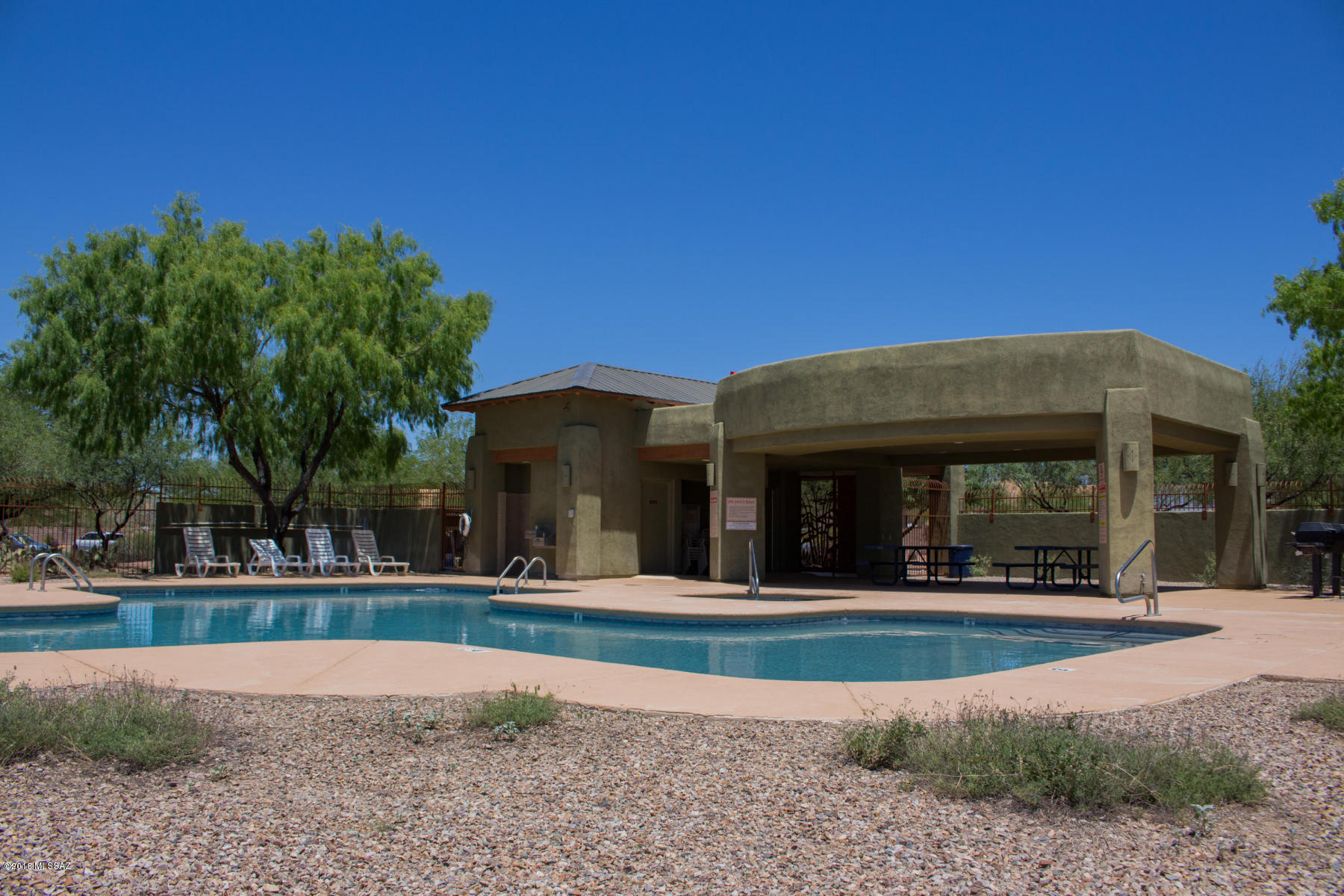 Rancho Del Lago (466-540) - Residential Lease