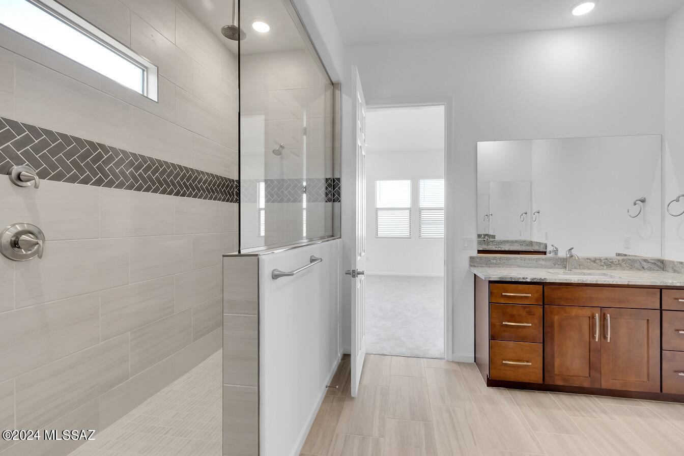 The Vistas At Rincon Knolls SQ20153450534 - Residential