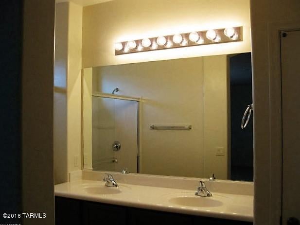 Riverside Crossing (1-133) - Residential Lease