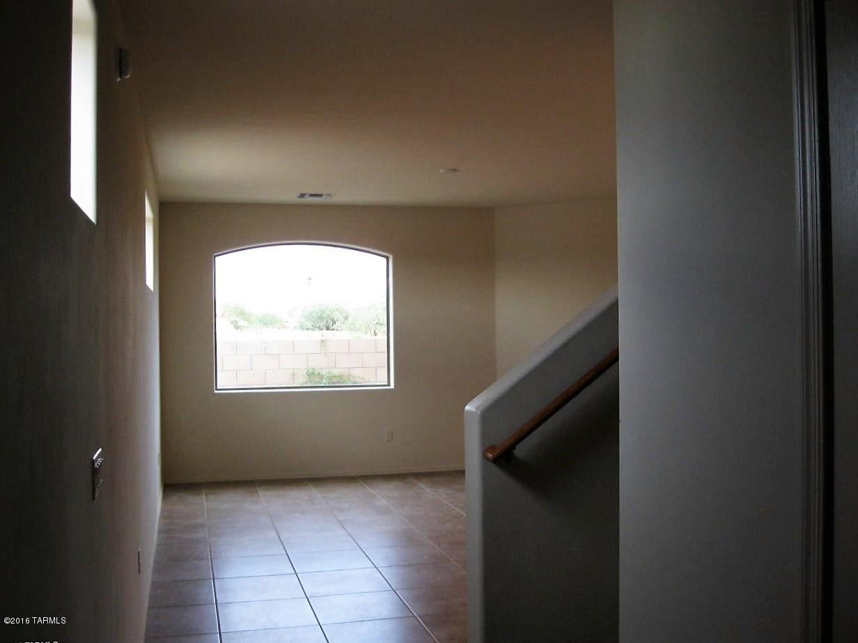 Riverside Crossing (1-133) - Residential Lease