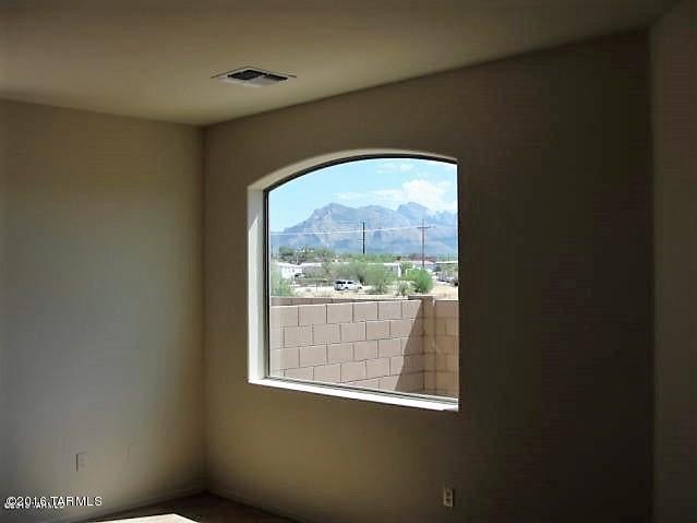 Riverside Crossing (1-133) - Residential Lease