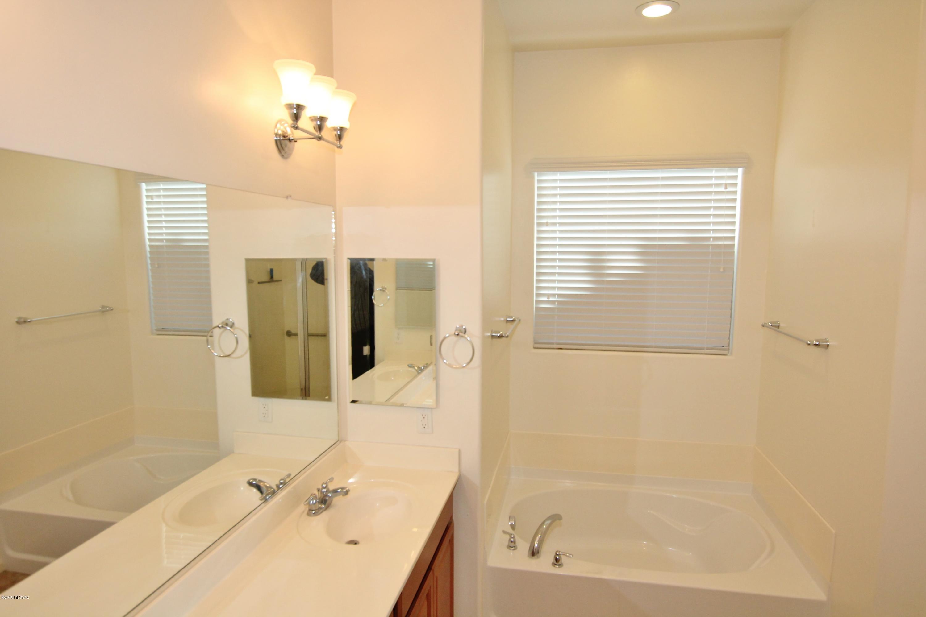 Eagle Crest Ranch - Residential