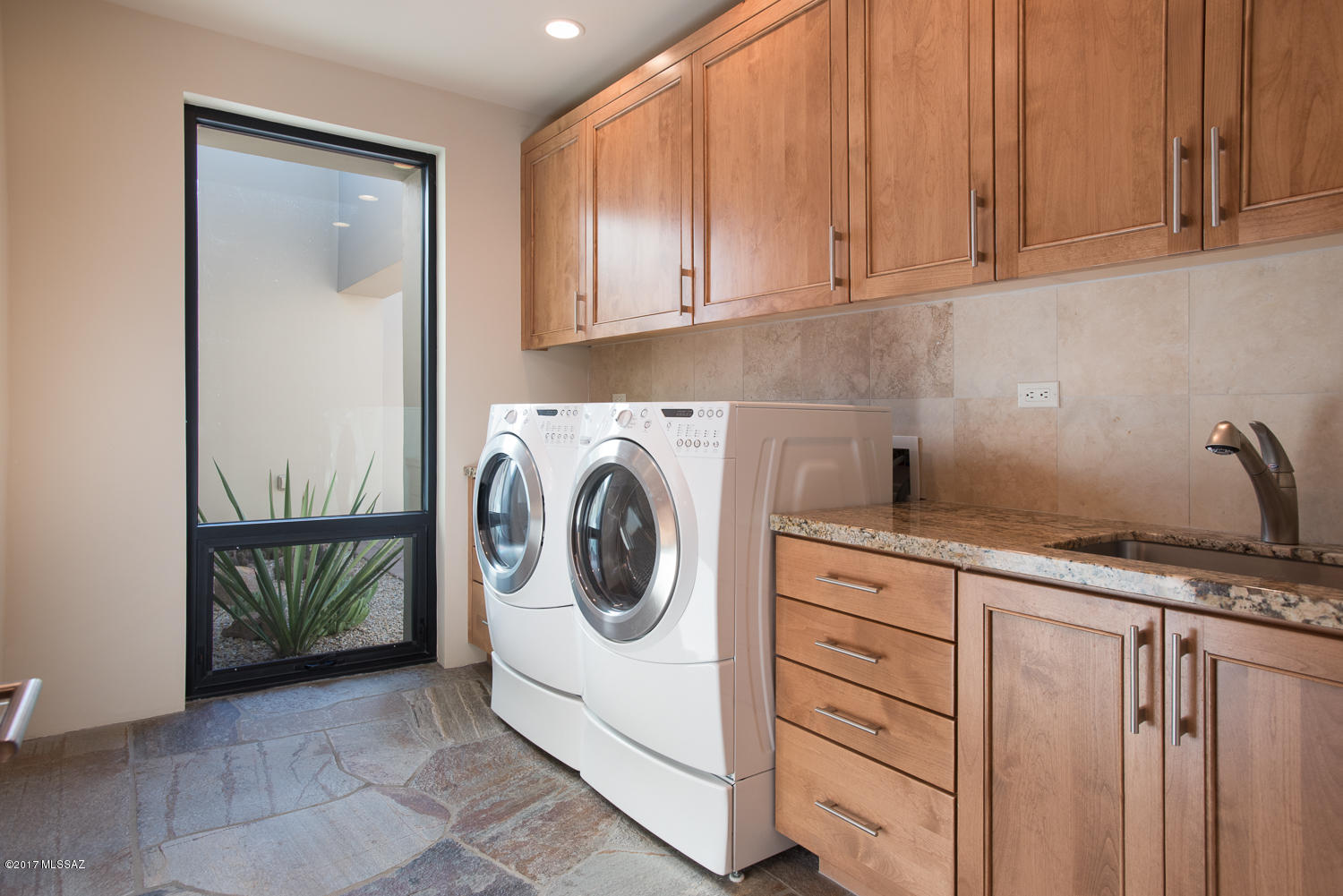 Canyon Pass III At Dove Mountain (111-181) - Residential