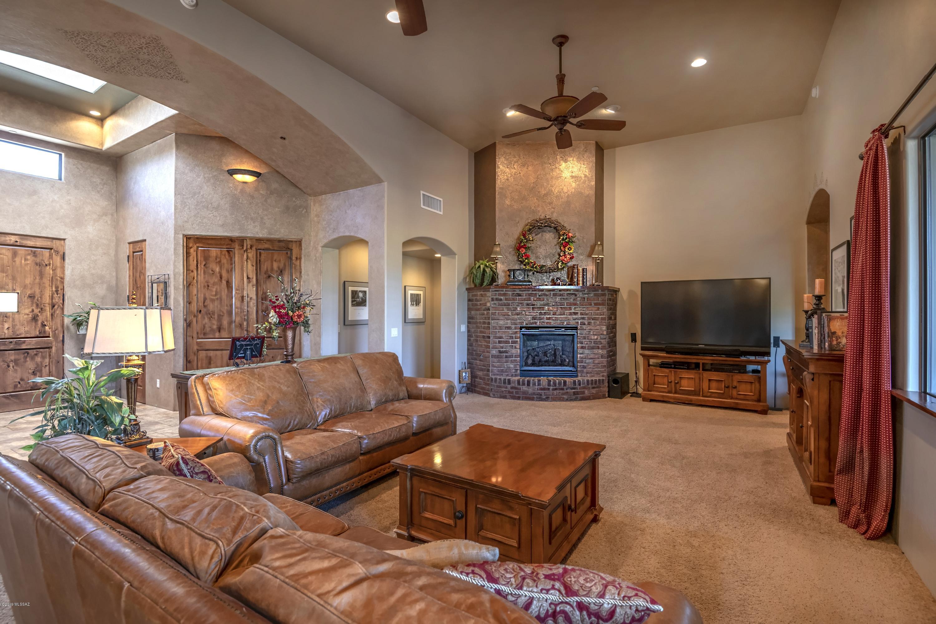 Coyote Creek (1-395) - Residential