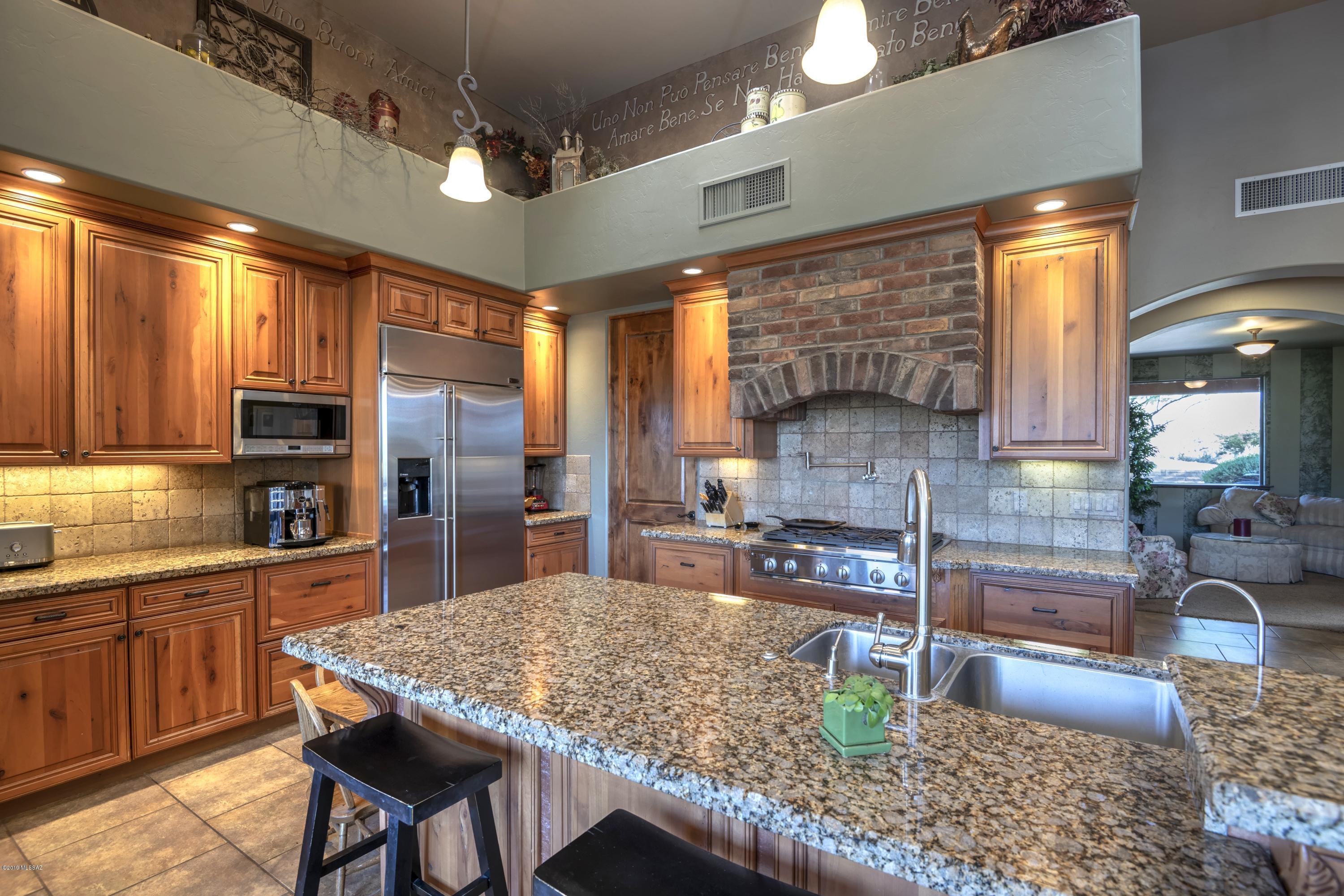 Coyote Creek (1-395) - Residential