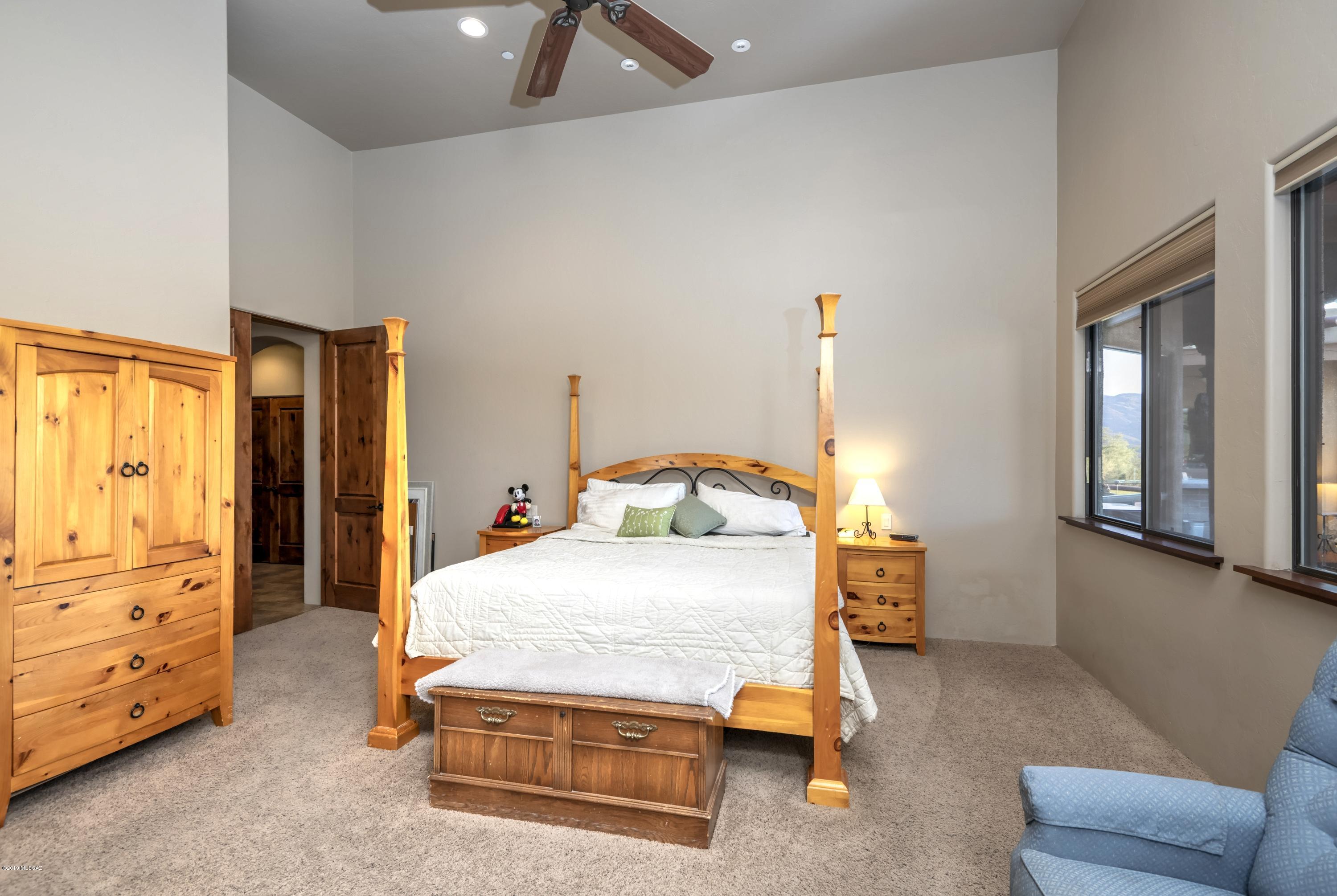 Coyote Creek (1-395) - Residential