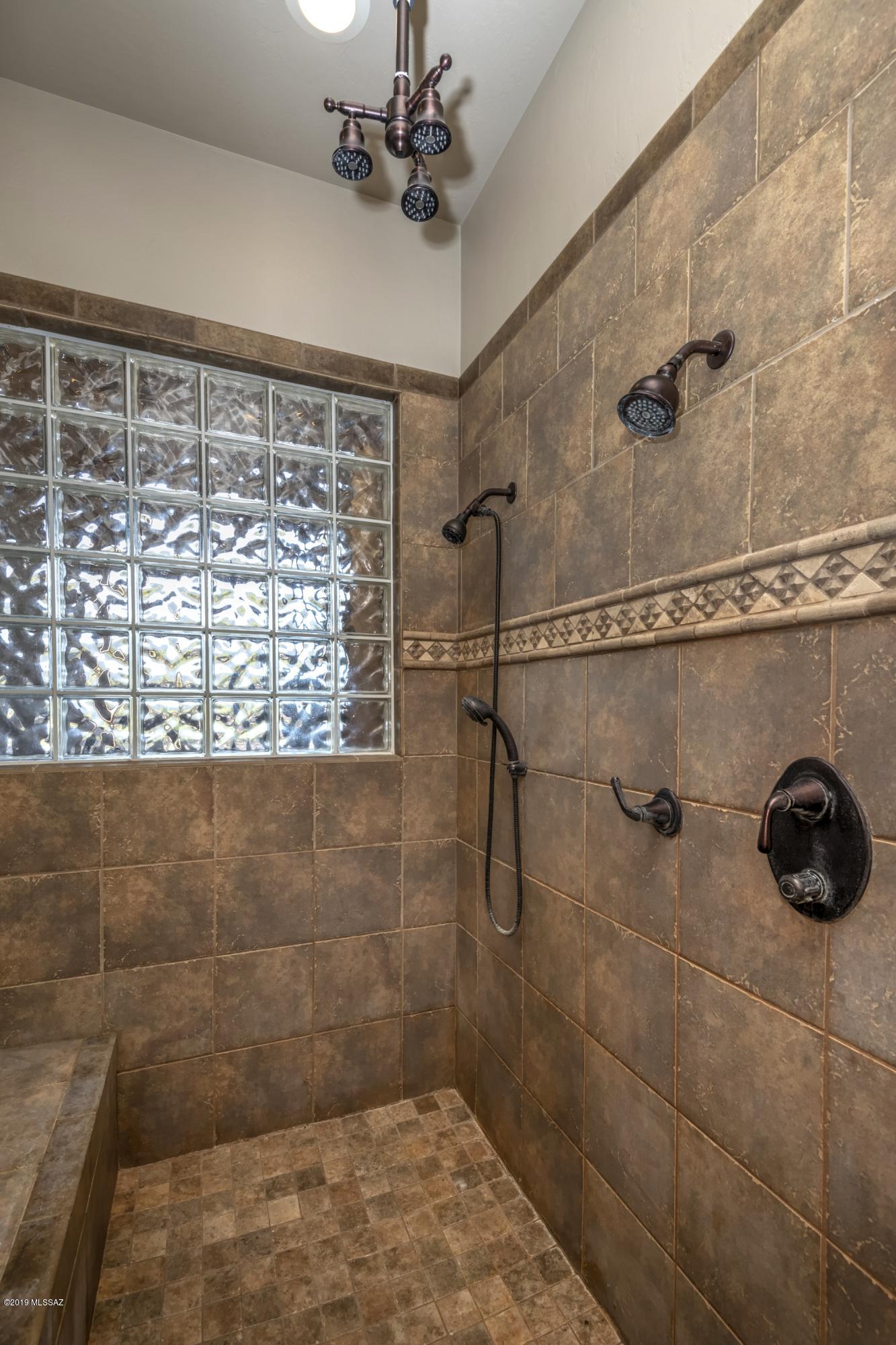 Coyote Creek (1-395) - Residential