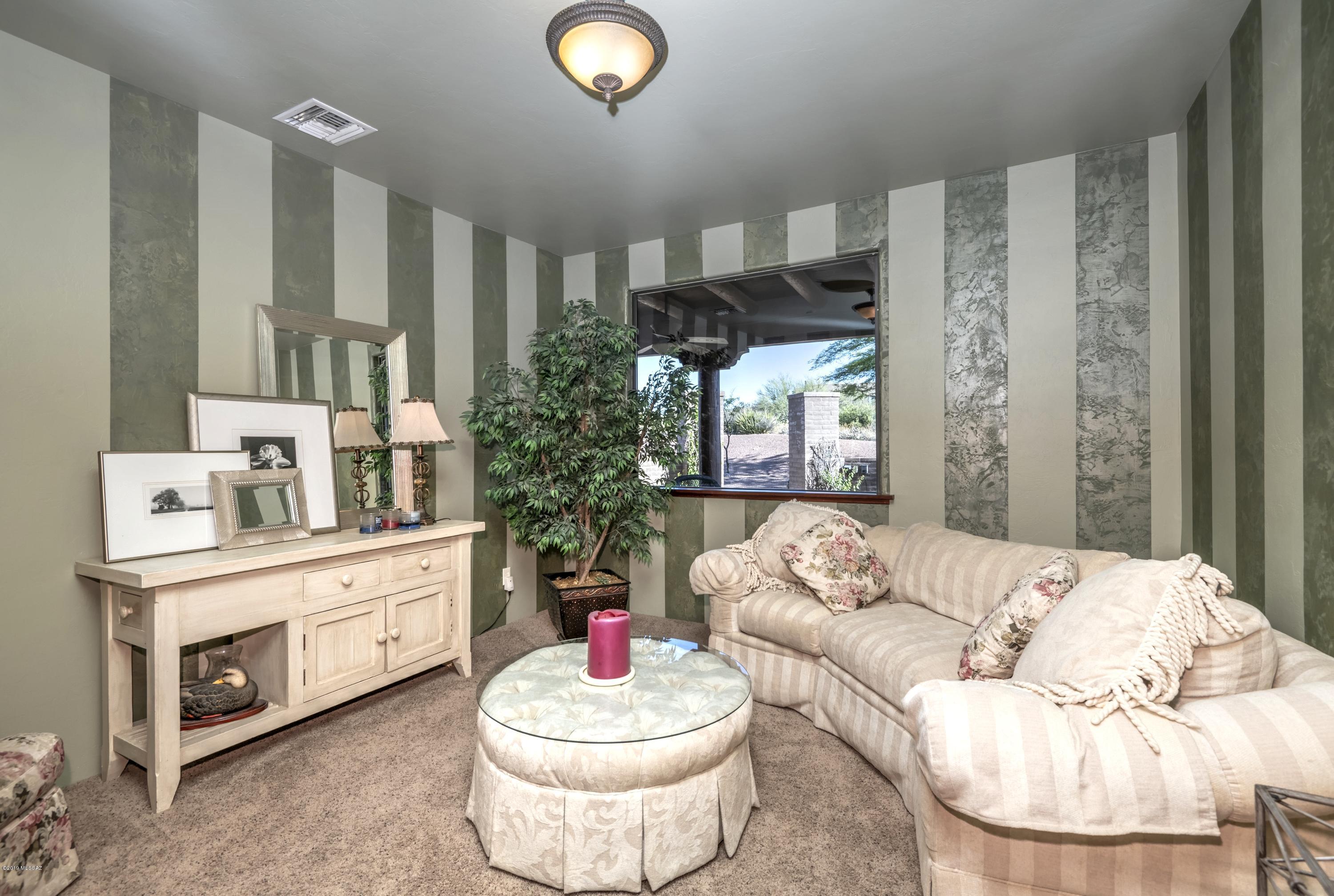 Coyote Creek (1-395) - Residential