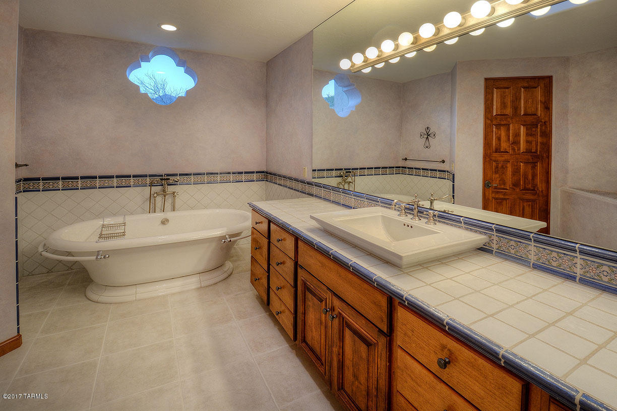 Canyon Pass At Dove Mountain - Residential
