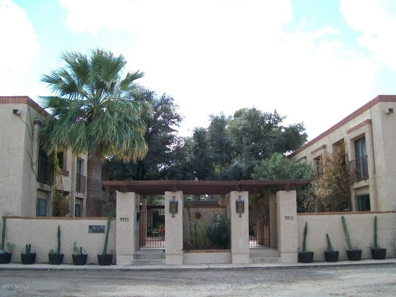 El Presidio Condos (1-16) - Residential Lease