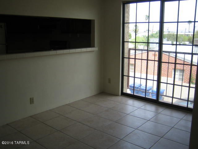 El Presidio Condos (1-16) - Residential Lease