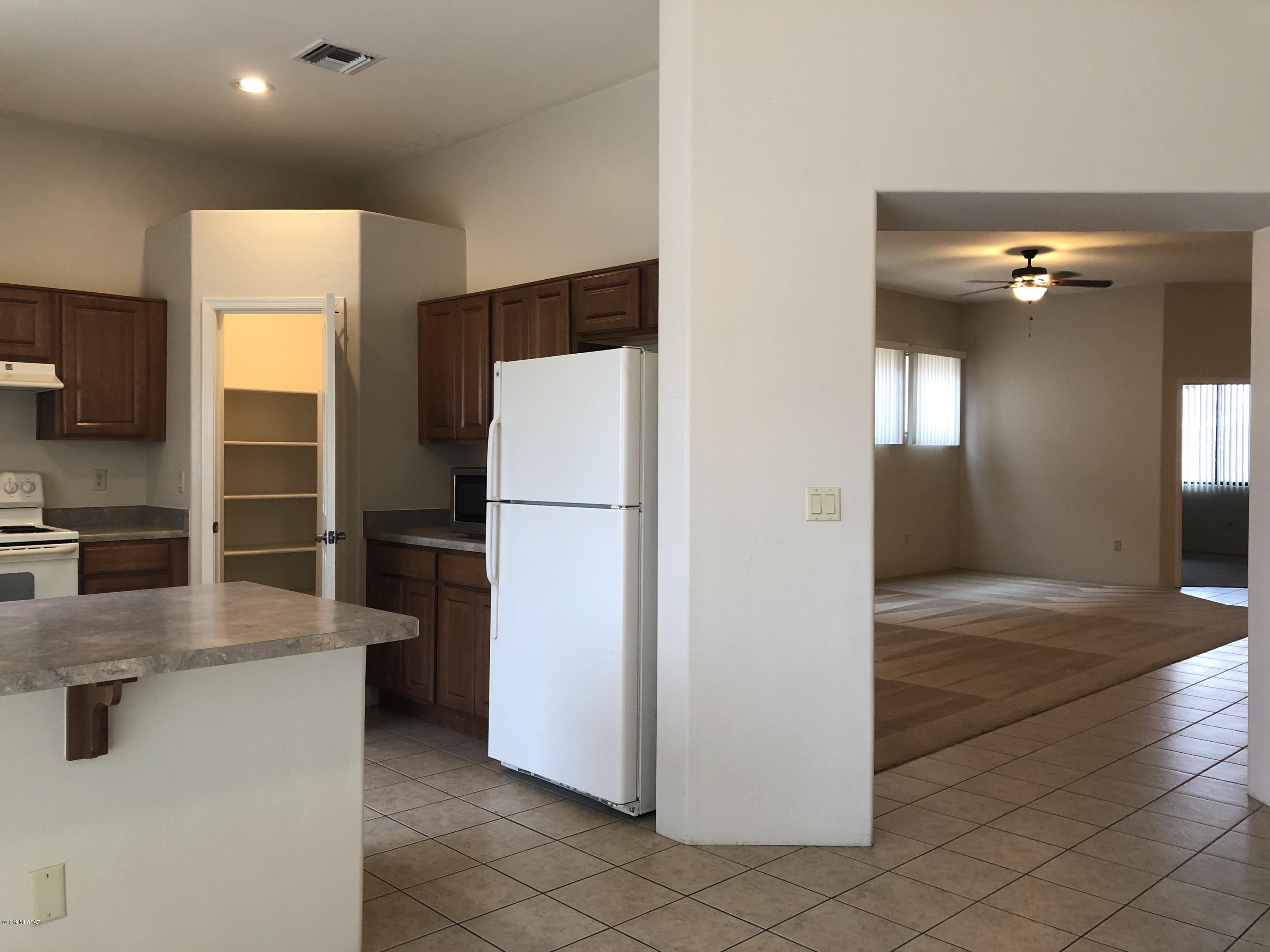 Paseo Estrella (1-104) - Residential