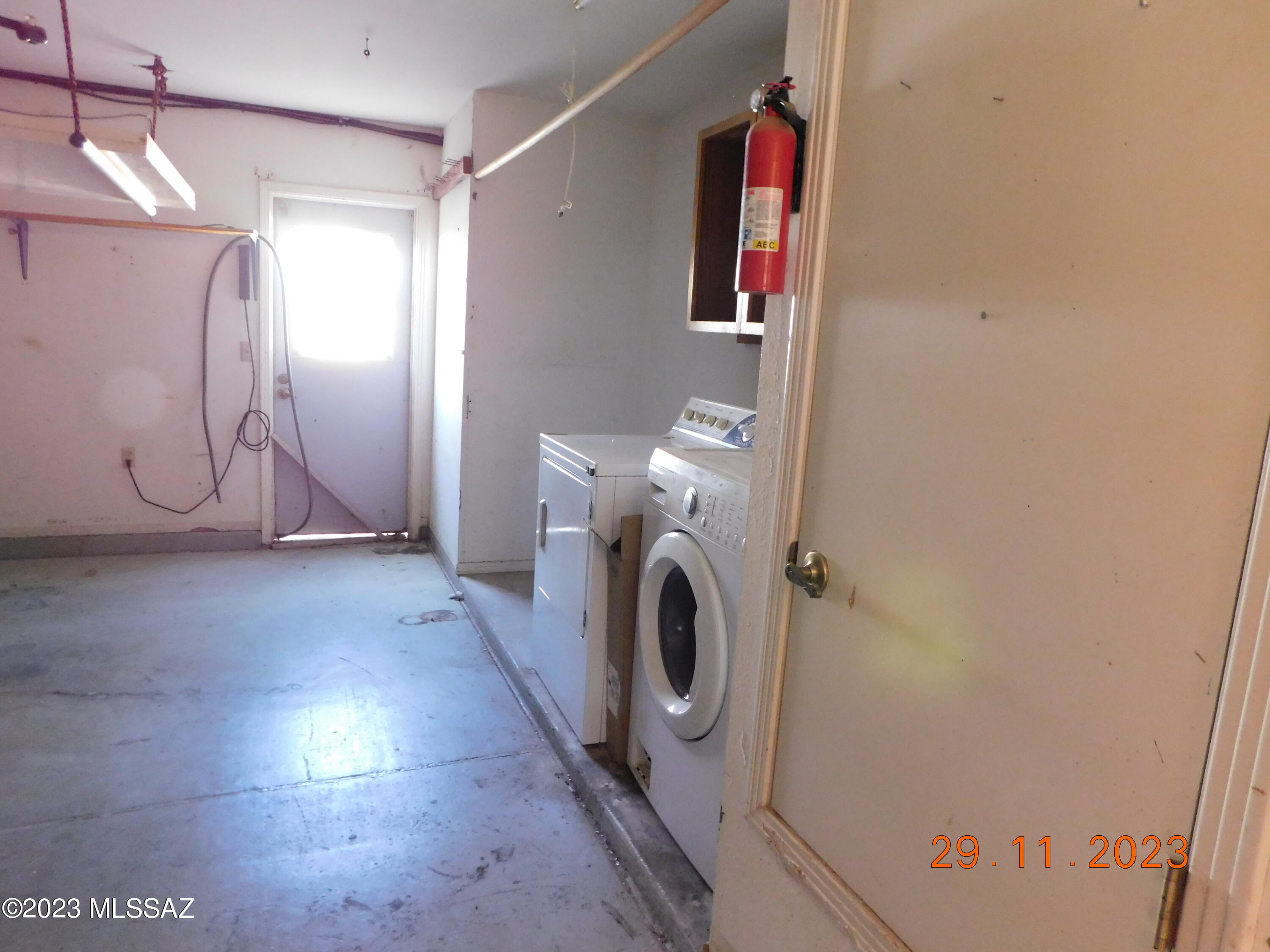 Paseo Vista (1-234) - Residential