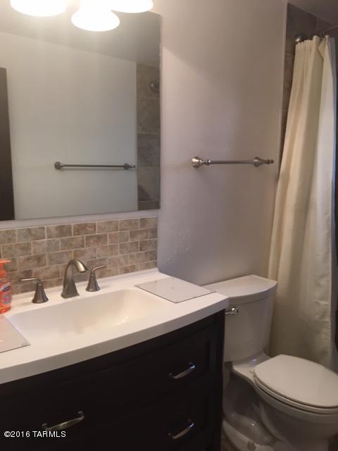 Verde Vista BLK.1 (1-100, 123) - Residential Lease