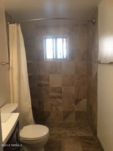 Verde Vista BLK.1 (1-100, 123) - Residential Lease