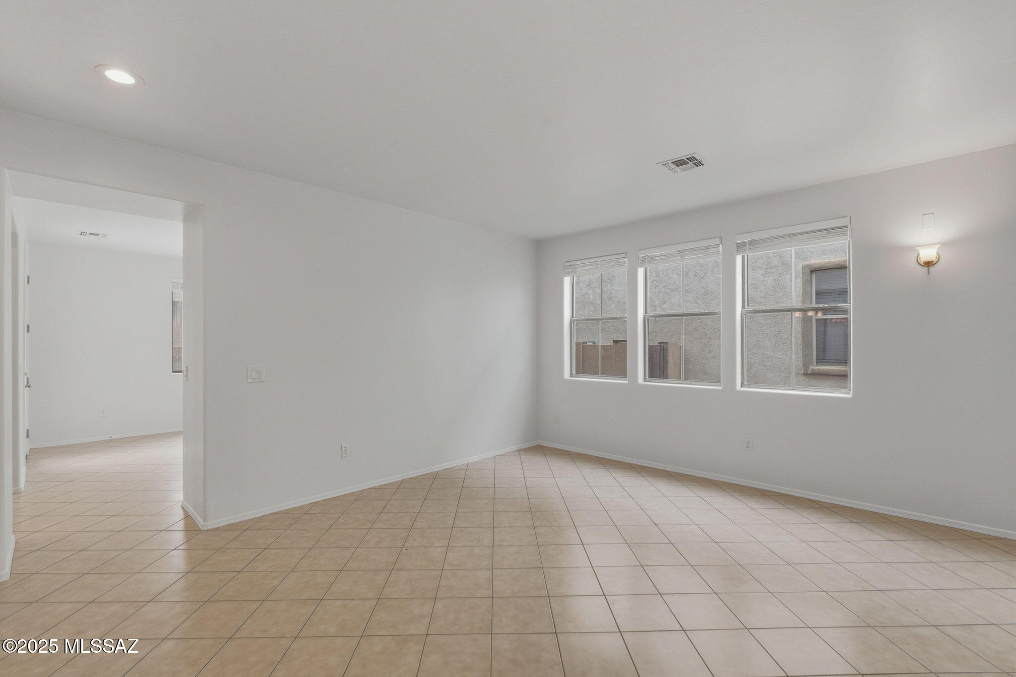 Lago Sereno (1-99) - Residential