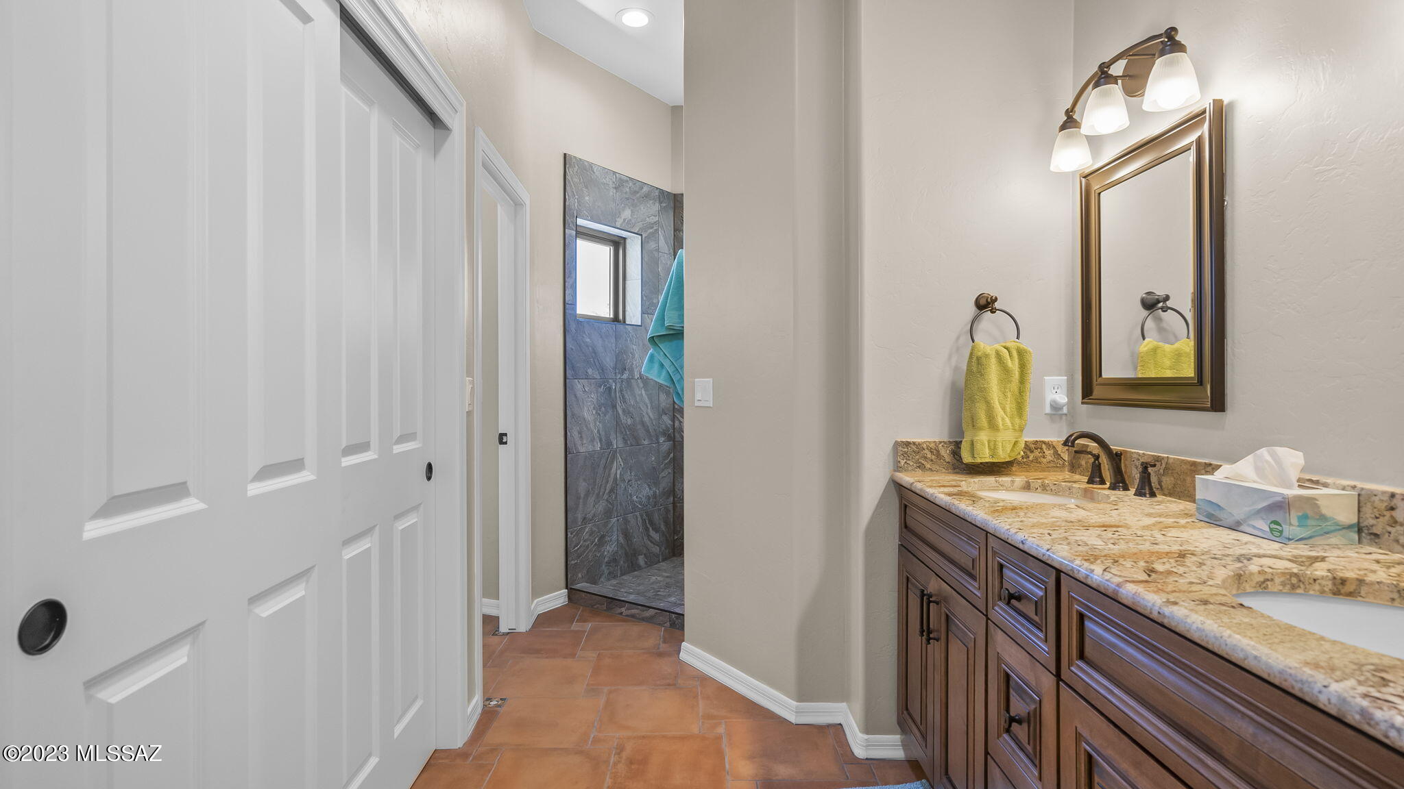 Aliso Springs - Residential