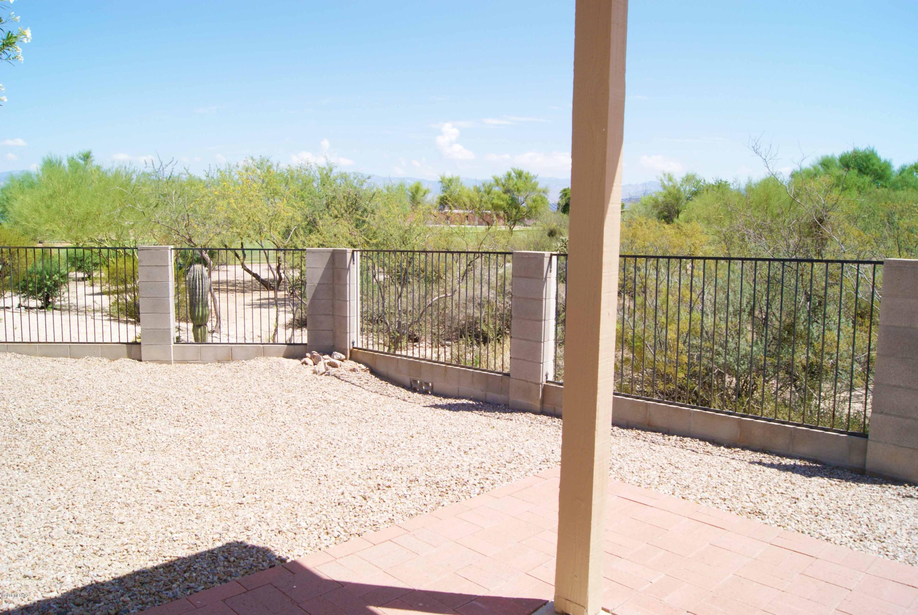 Arizona La Victoria (1-131) - Residential Lease