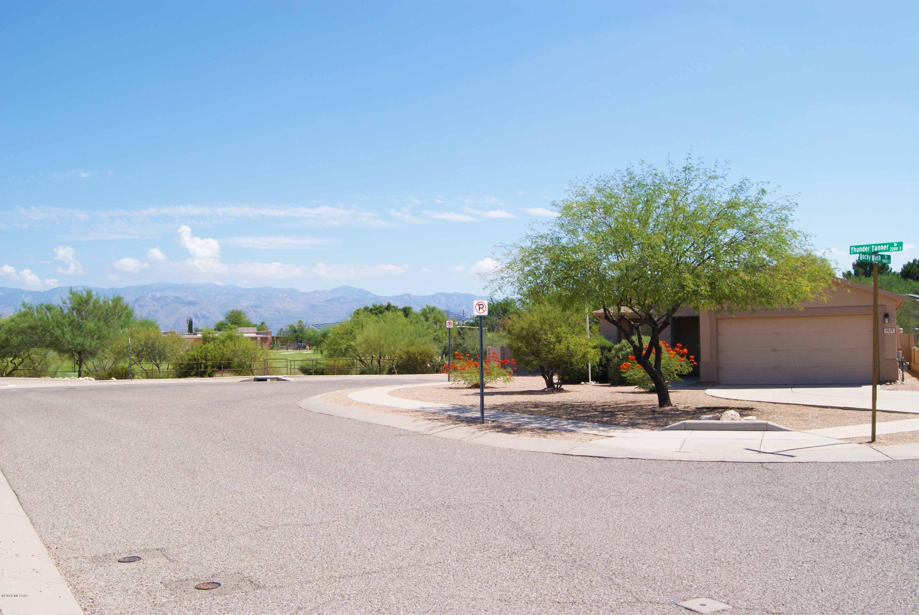 Arizona La Victoria (1-131) - Residential Lease