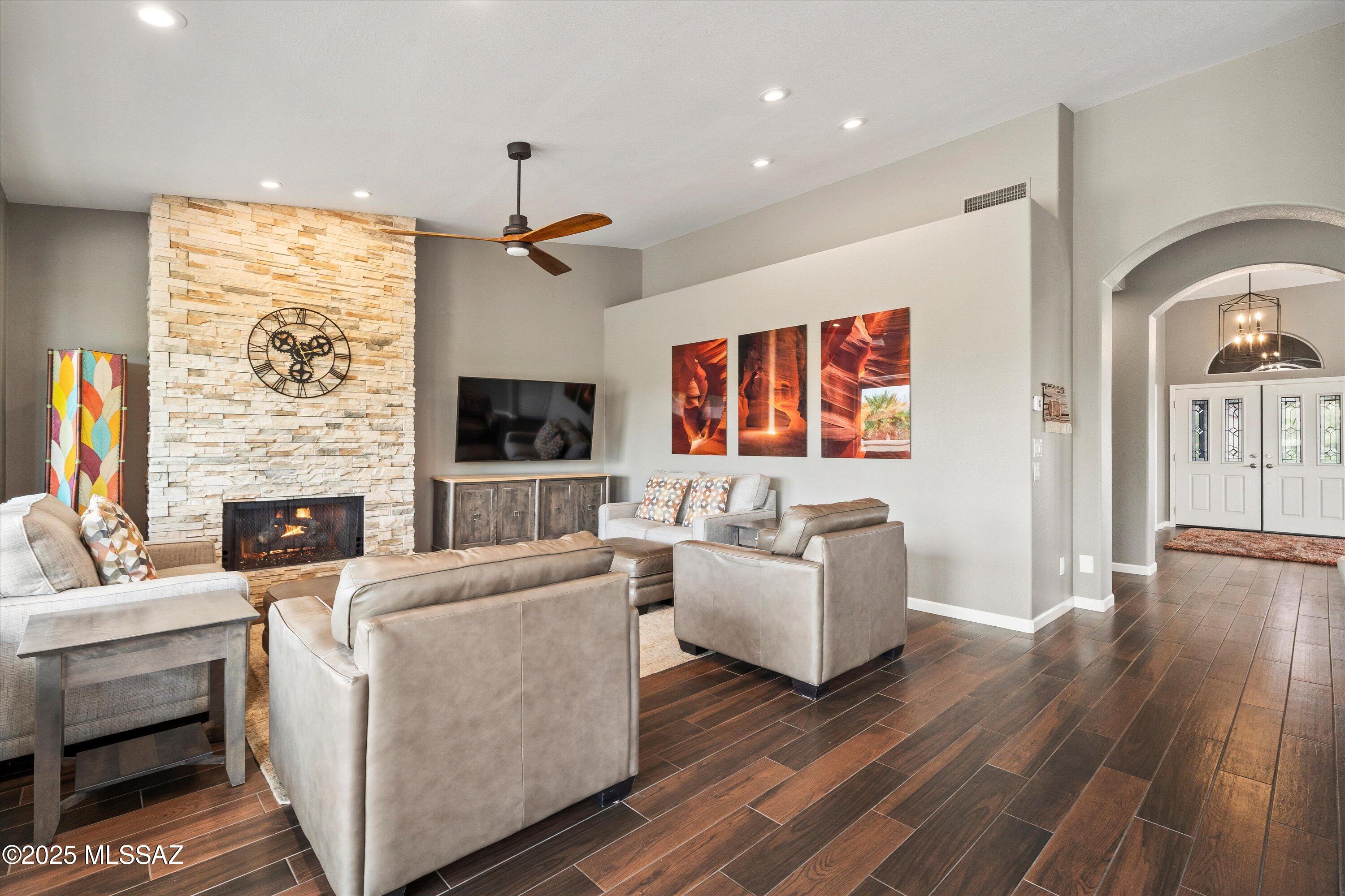 Saddlebrooke - Residential