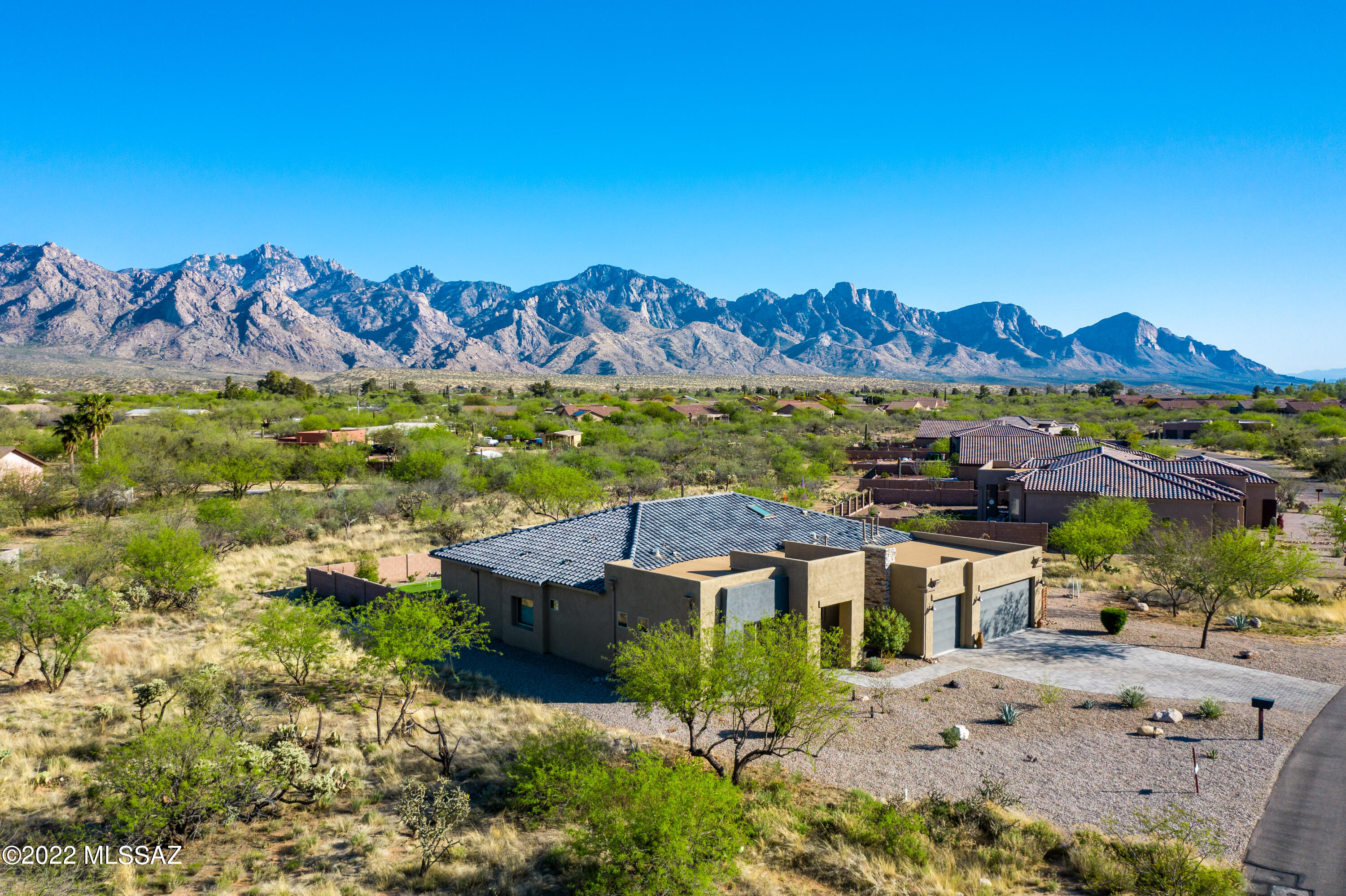 Yolanda Oasis - Residential
