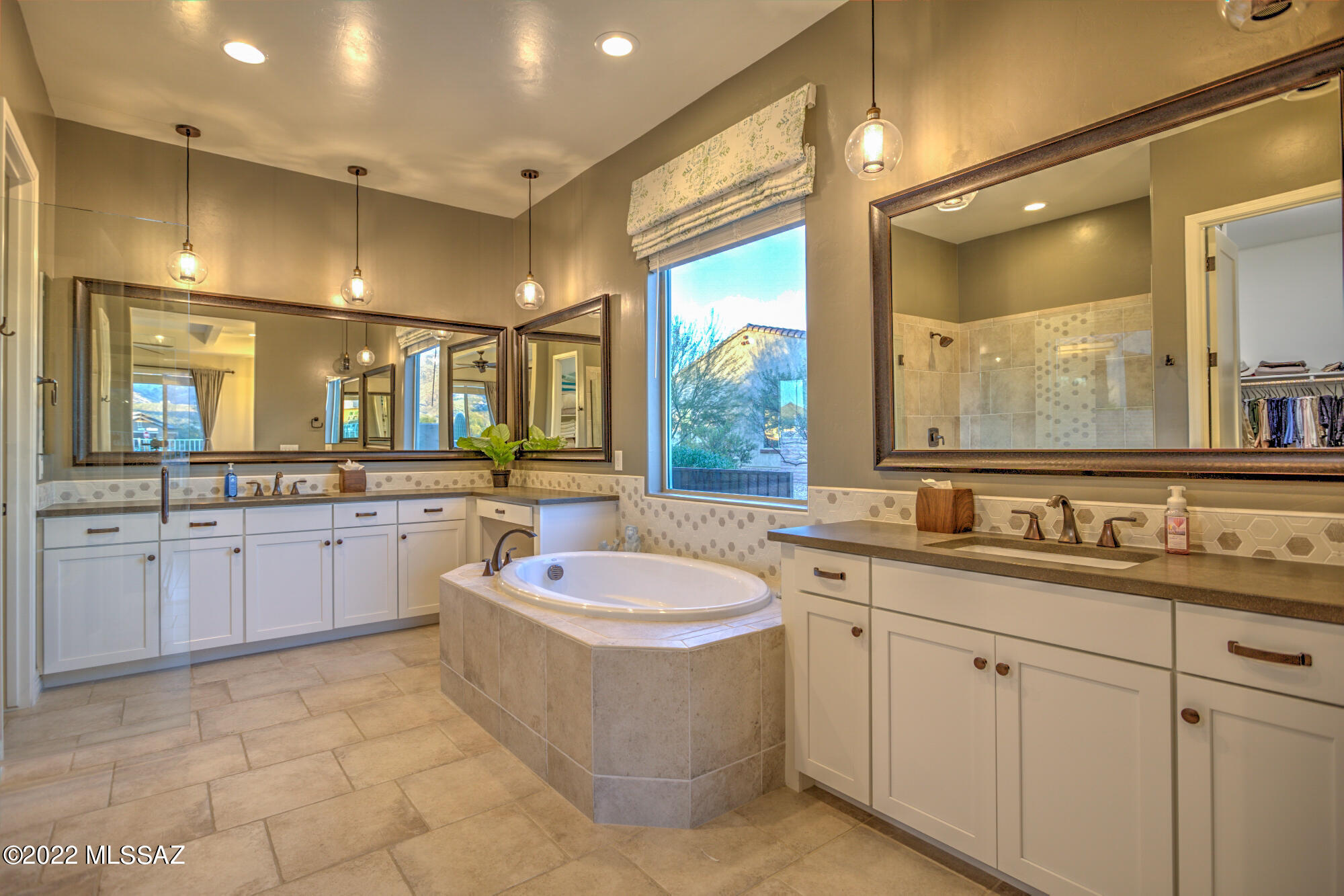 Sanctuary At Silverhawke - Residential