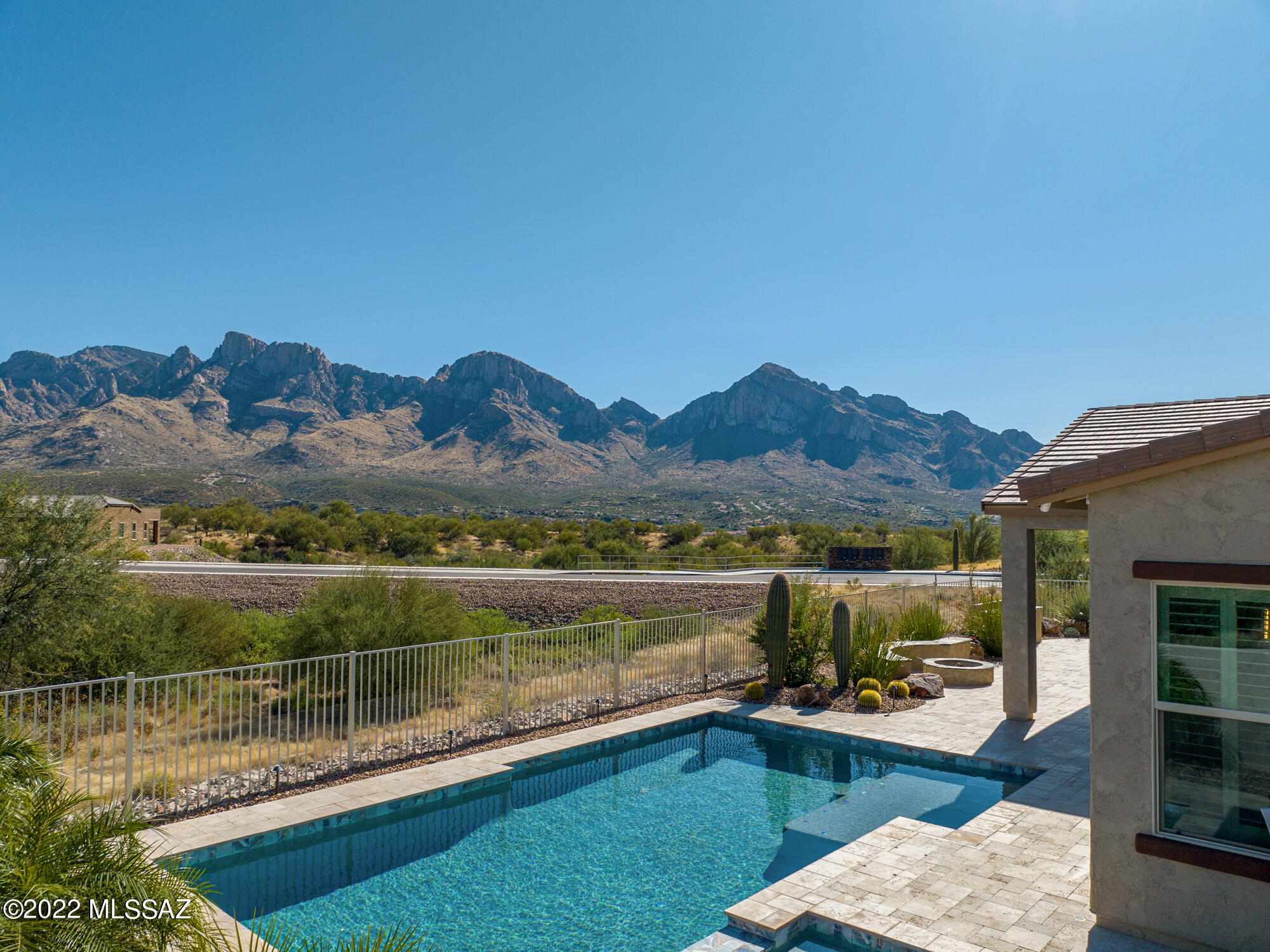 Sanctuary At Silverhawke - Residential