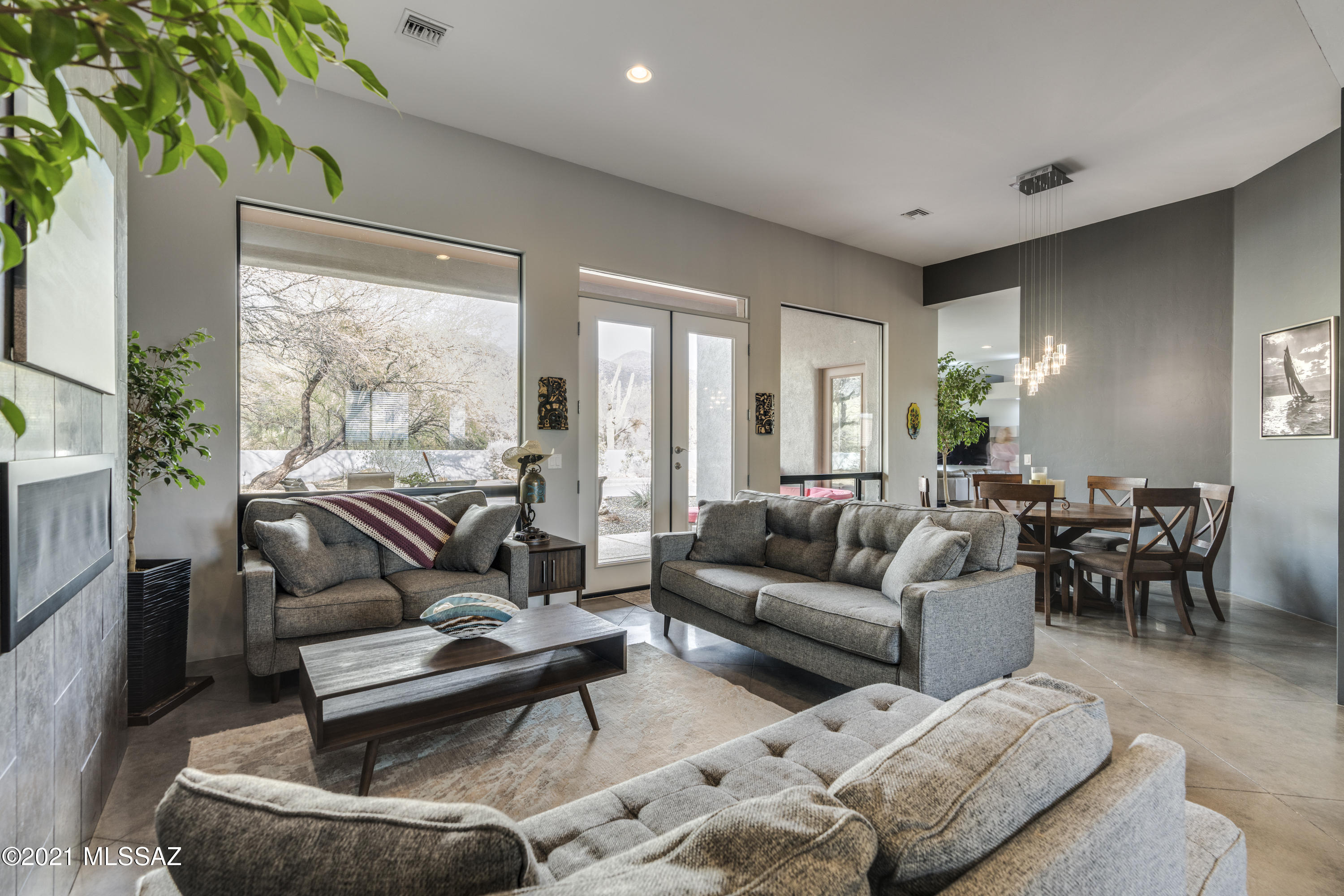 Snyder Creek Canyon (1-29) - Residential