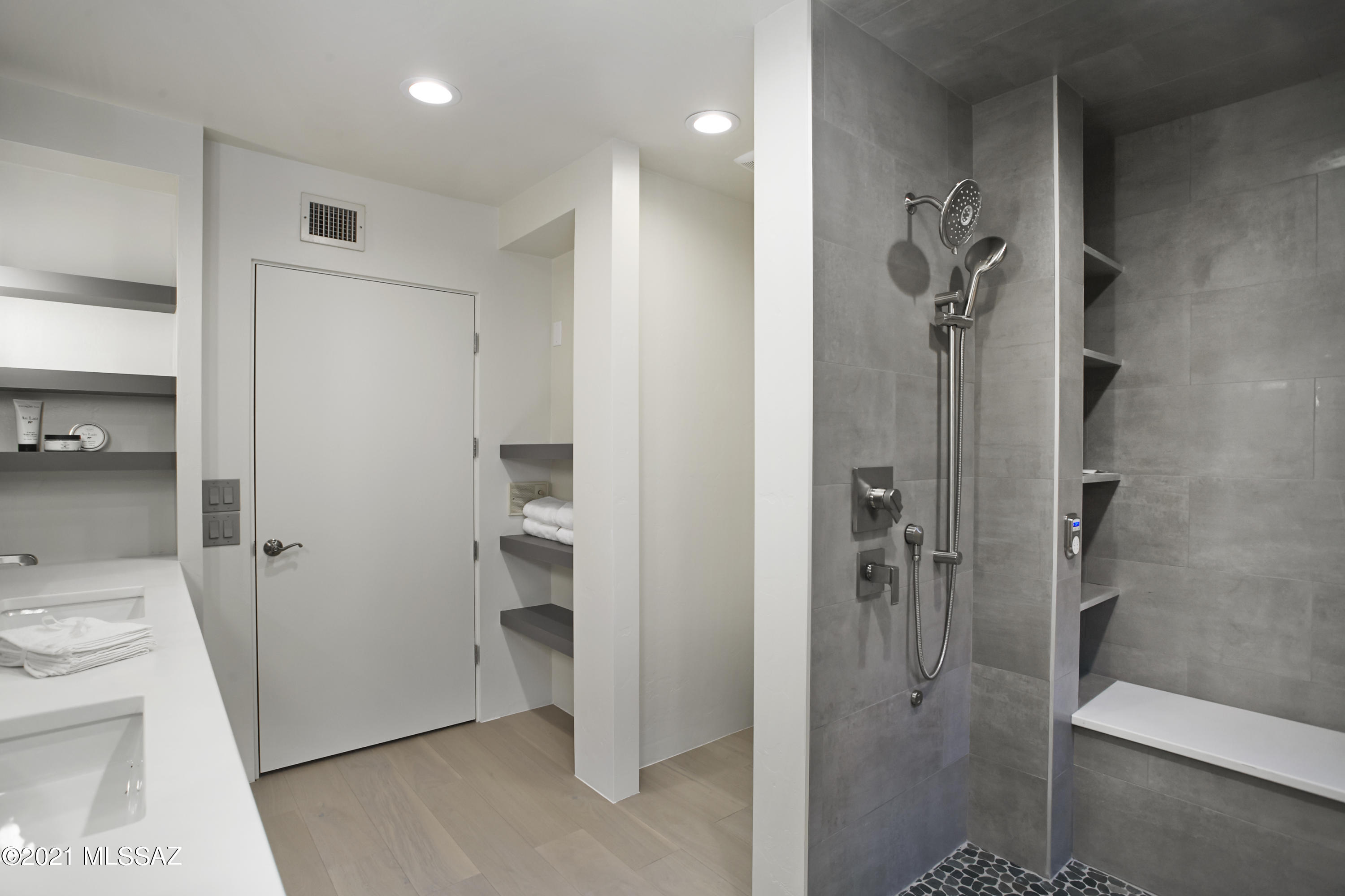 Catalina Foothills Estates NO. 7 - Residential