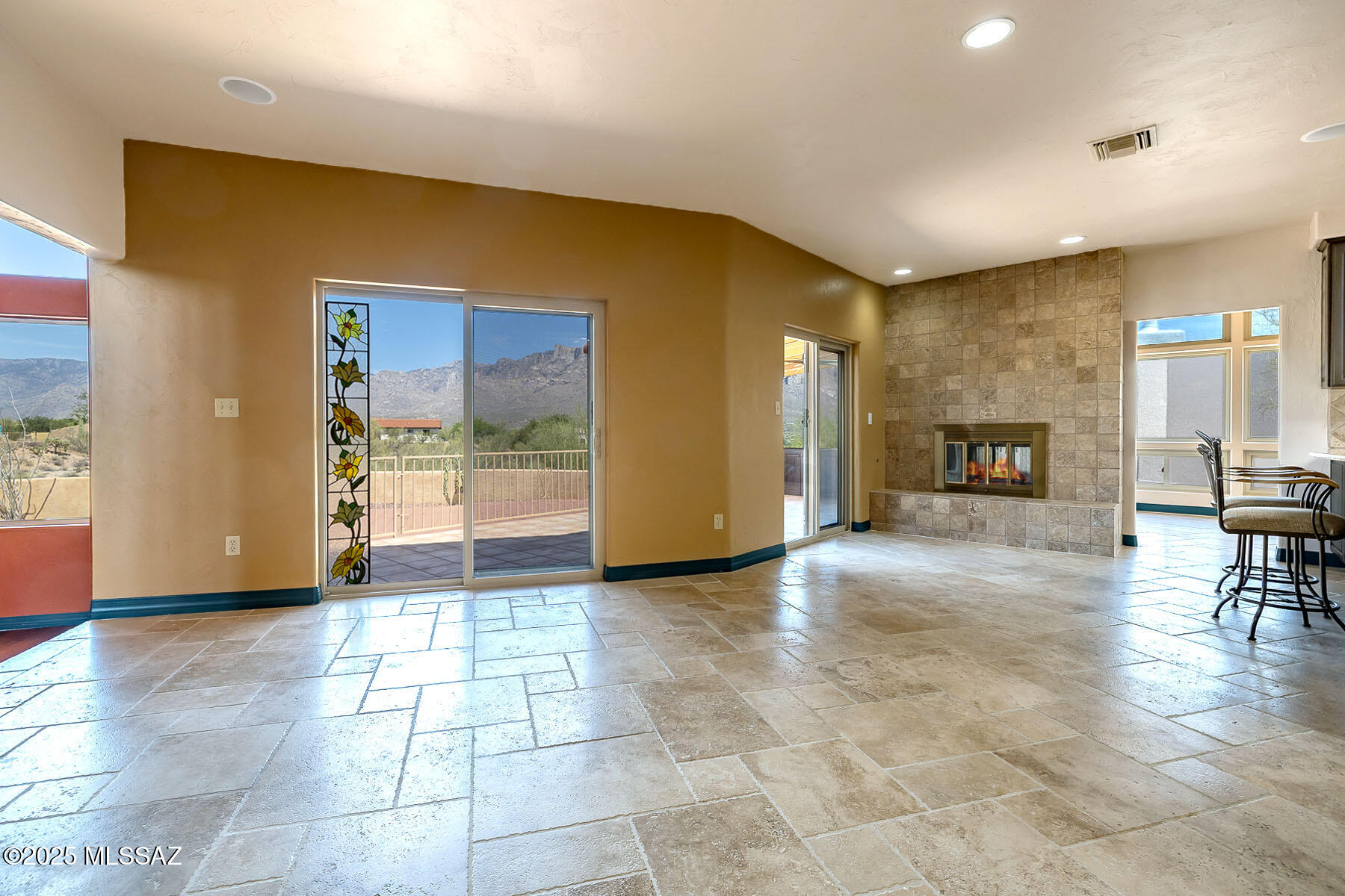 Monte Del Oro (1-187) - Residential