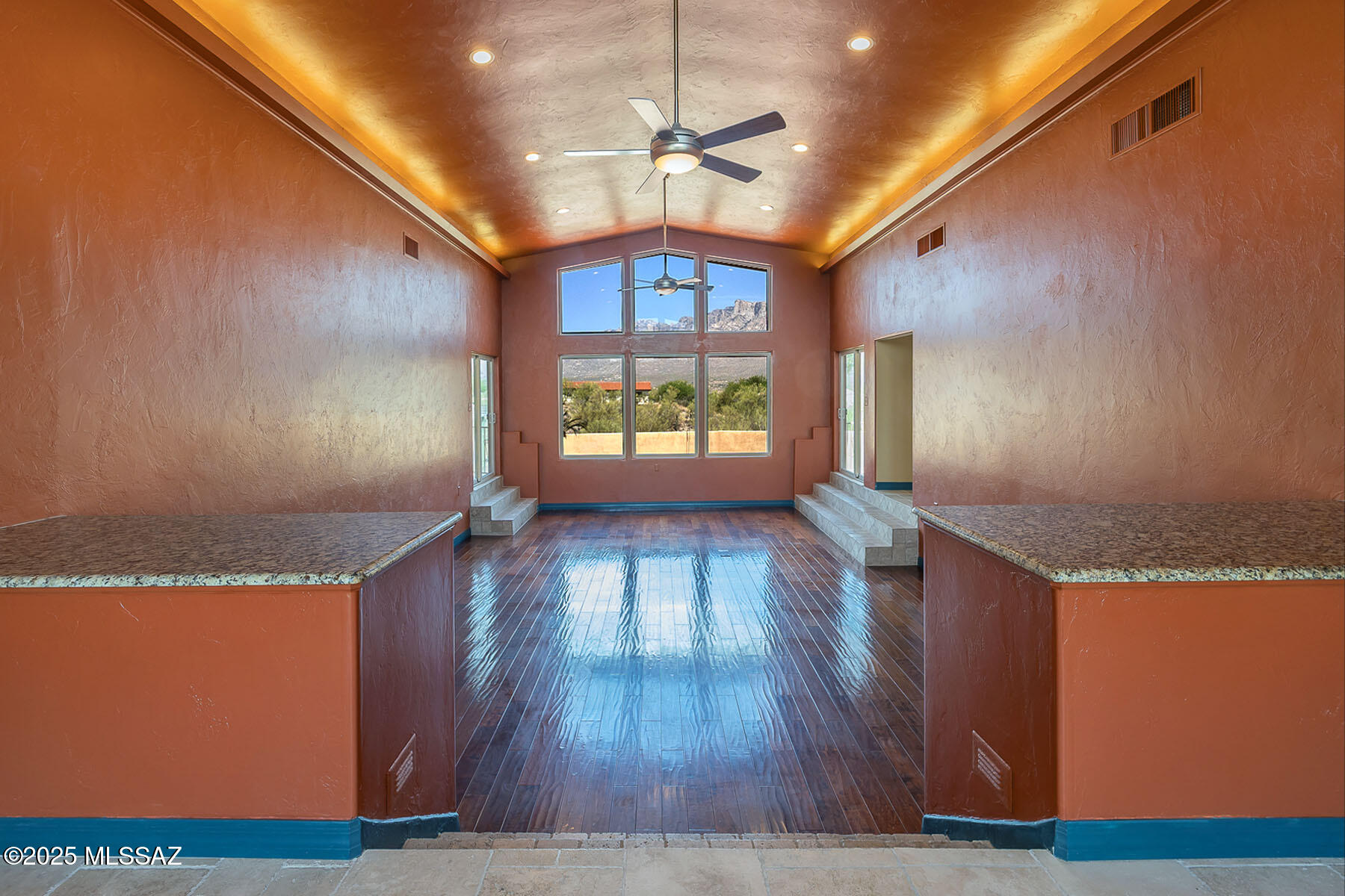 Monte Del Oro (1-187) - Residential