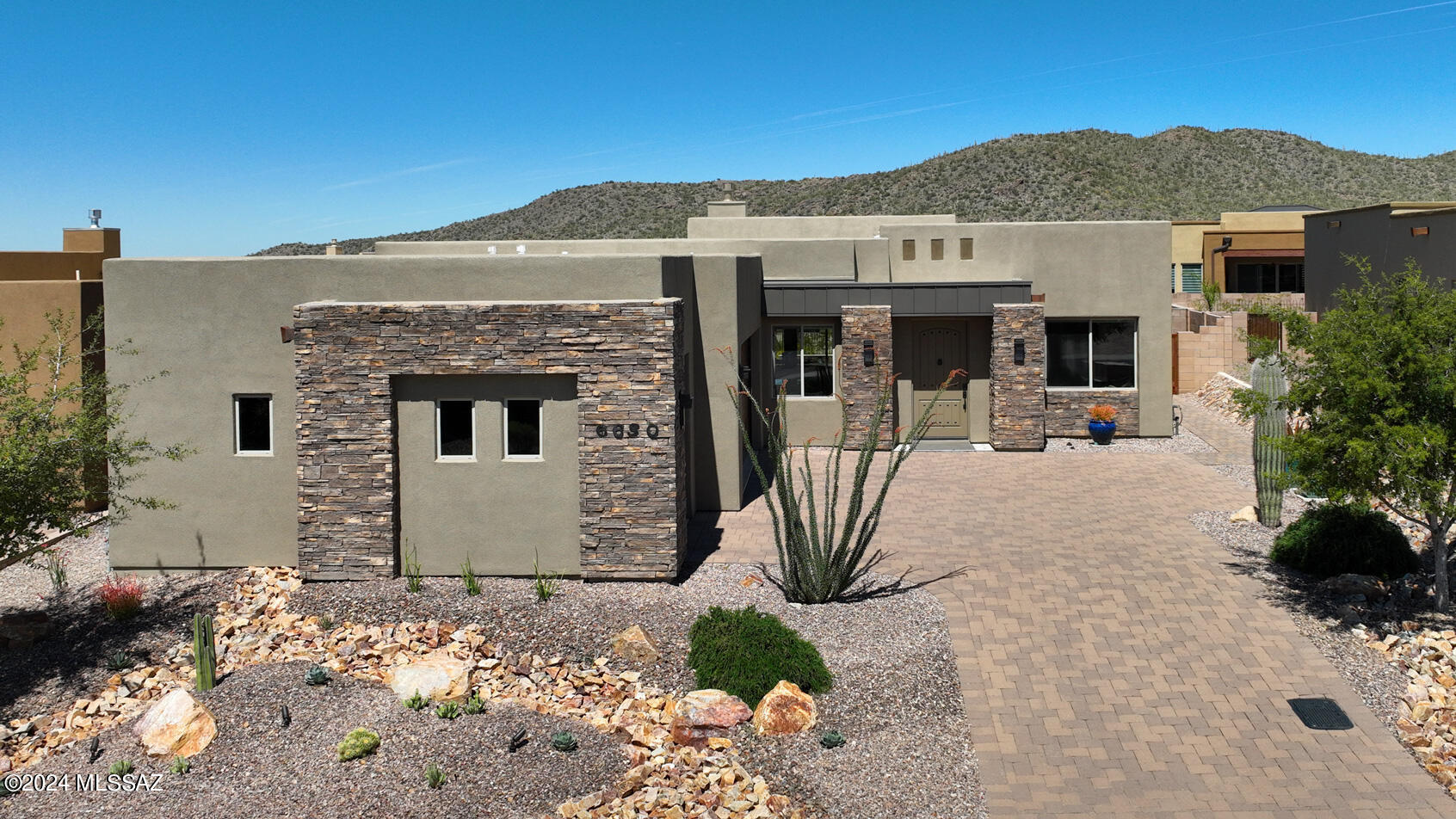 Boulder Bridge Pass At Dove Mountain SQ20132910078 - Residential