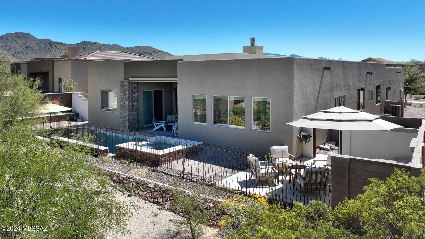 Boulder Bridge Pass At Dove Mountain SQ20132910078 - Residential