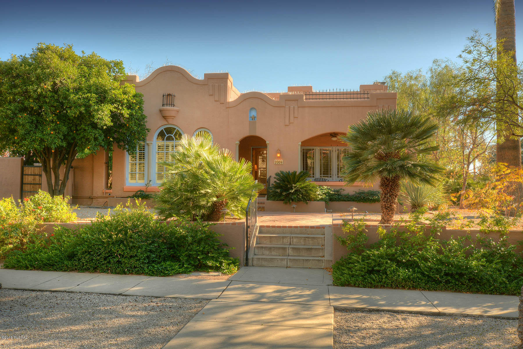 University Manor - Residential