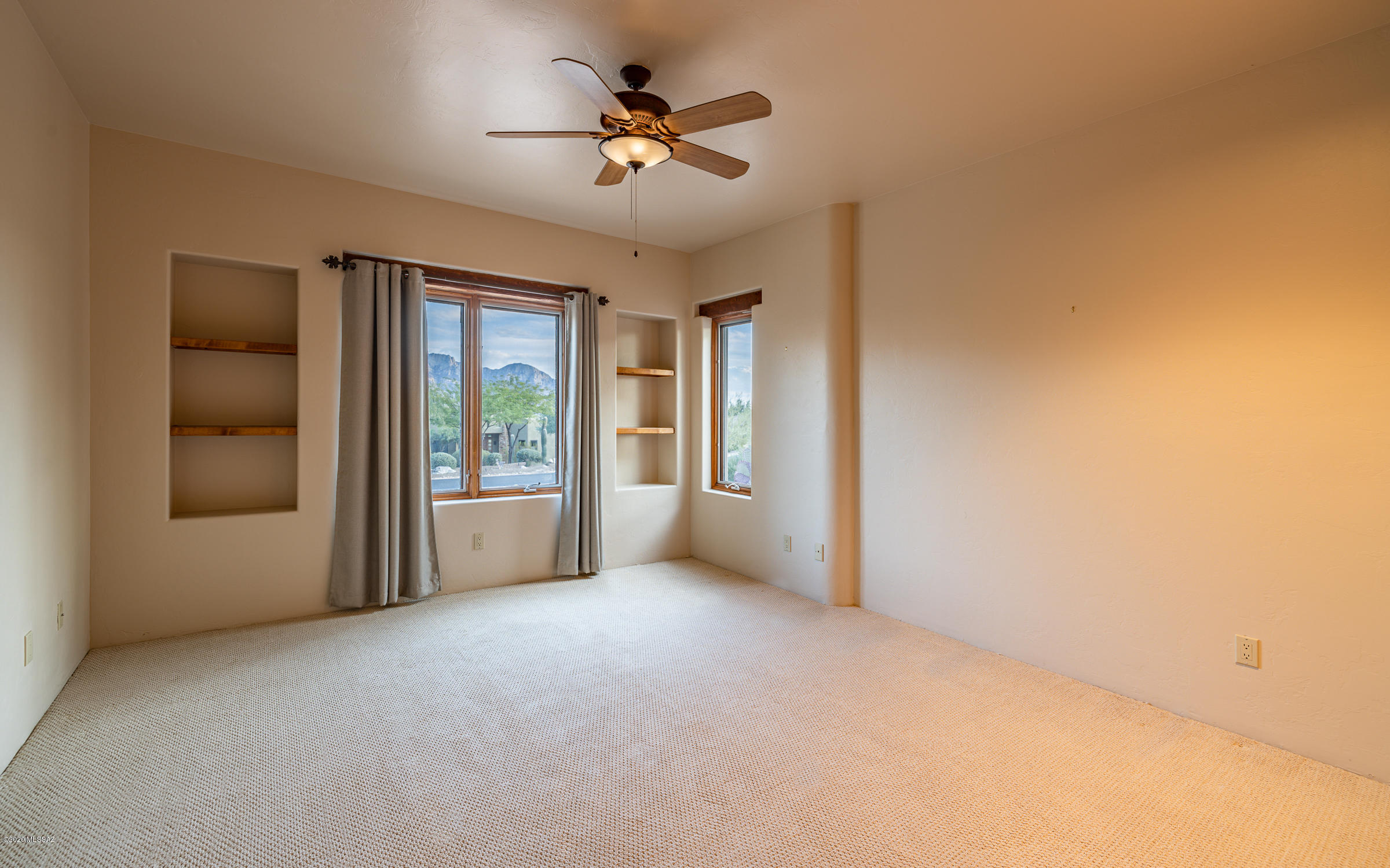 Honey Bee Canyon Estates - Residential