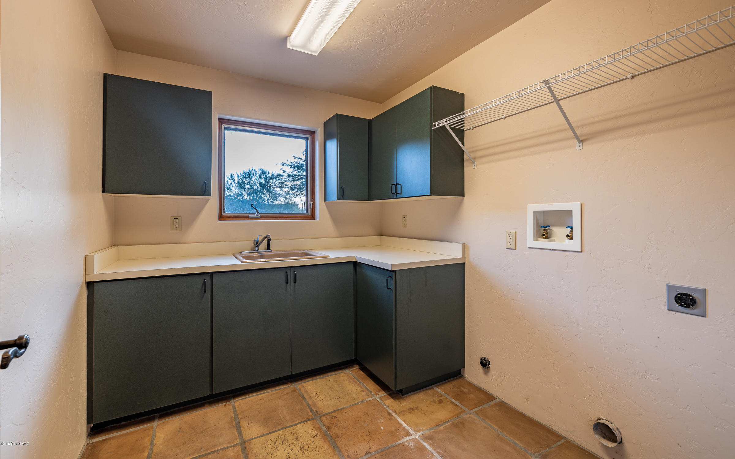 Honey Bee Canyon Estates - Residential