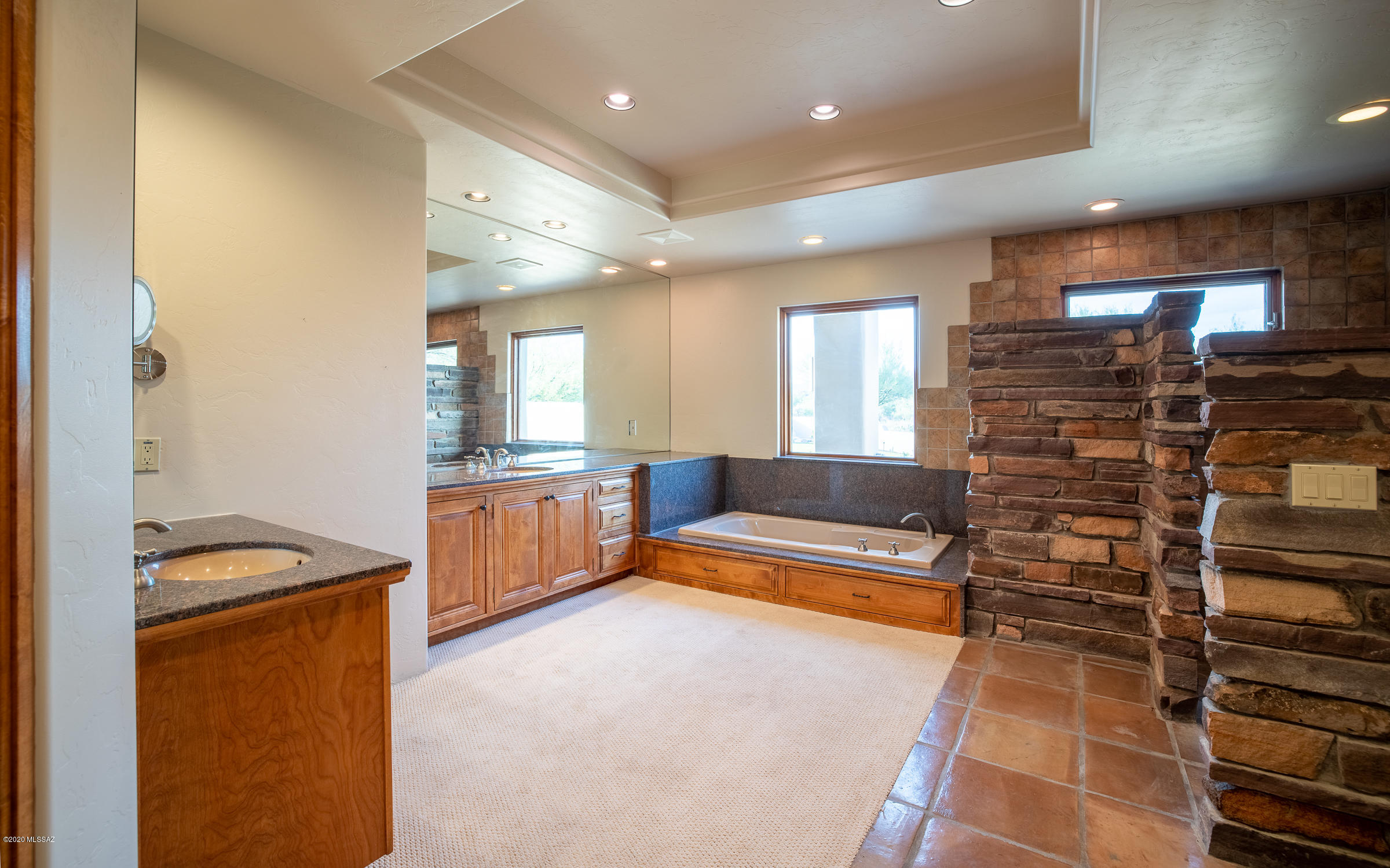 Honey Bee Canyon Estates - Residential