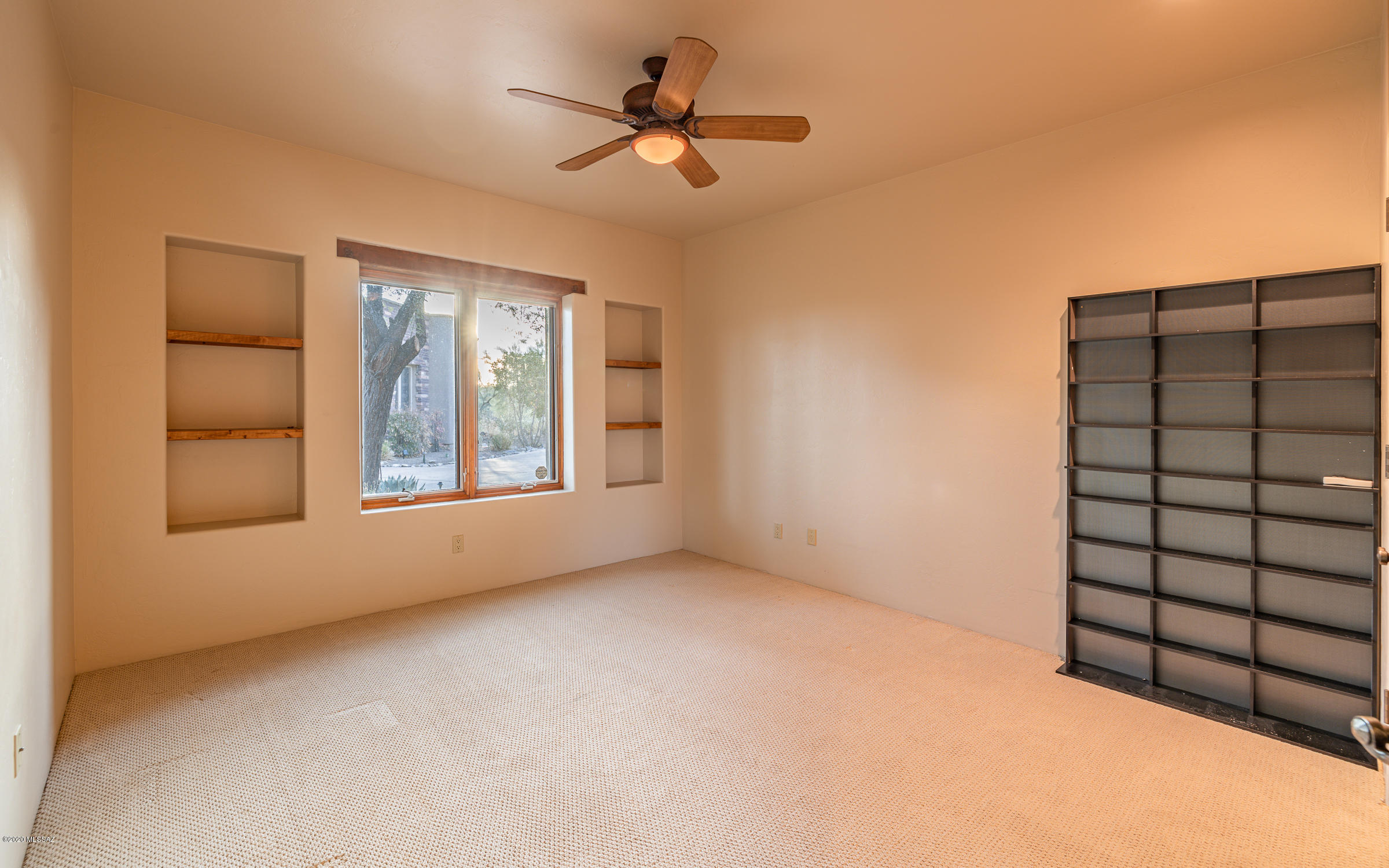 Honey Bee Canyon Estates - Residential