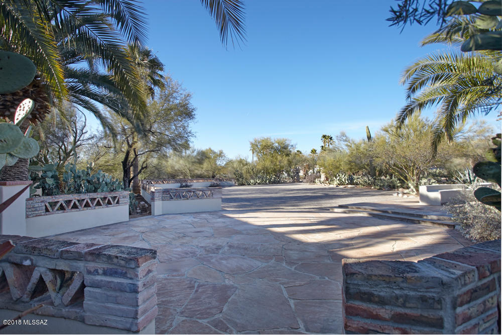 Casas Adobes Addition - Residential