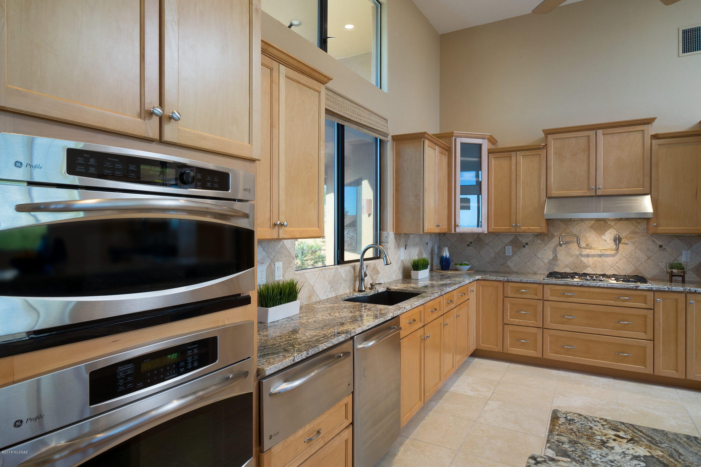 Canada Hills Est Phase ll (42-130) - Residential
