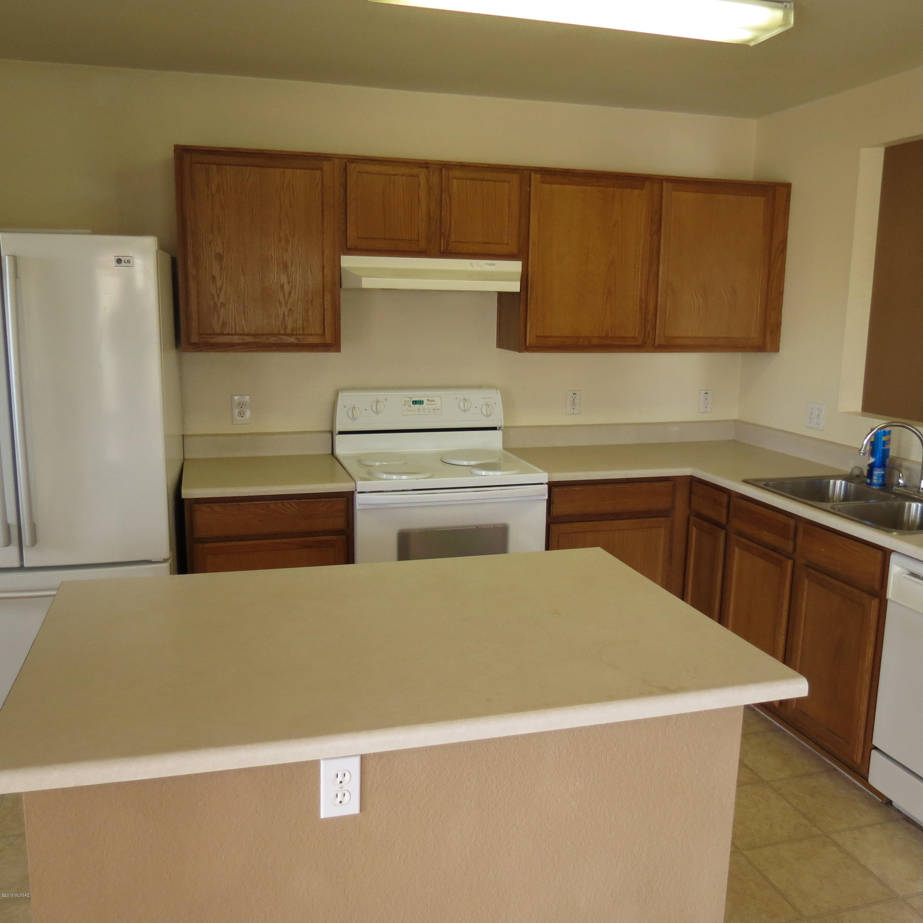 Arizona Sunset At Rita Ranch (1-127) - Residential Lease
