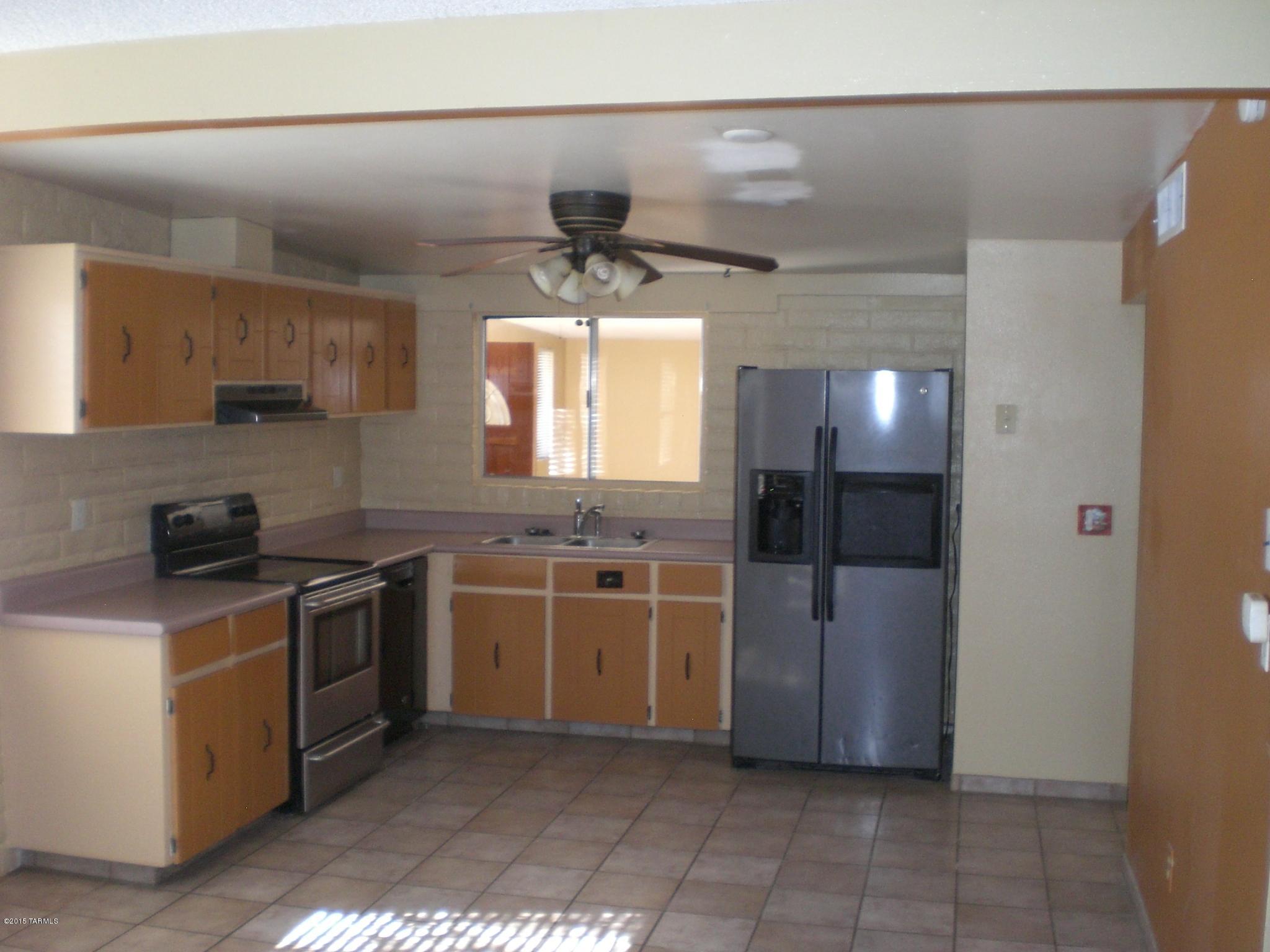 Lakecrest NO. 3 (178-325) - Residential Lease