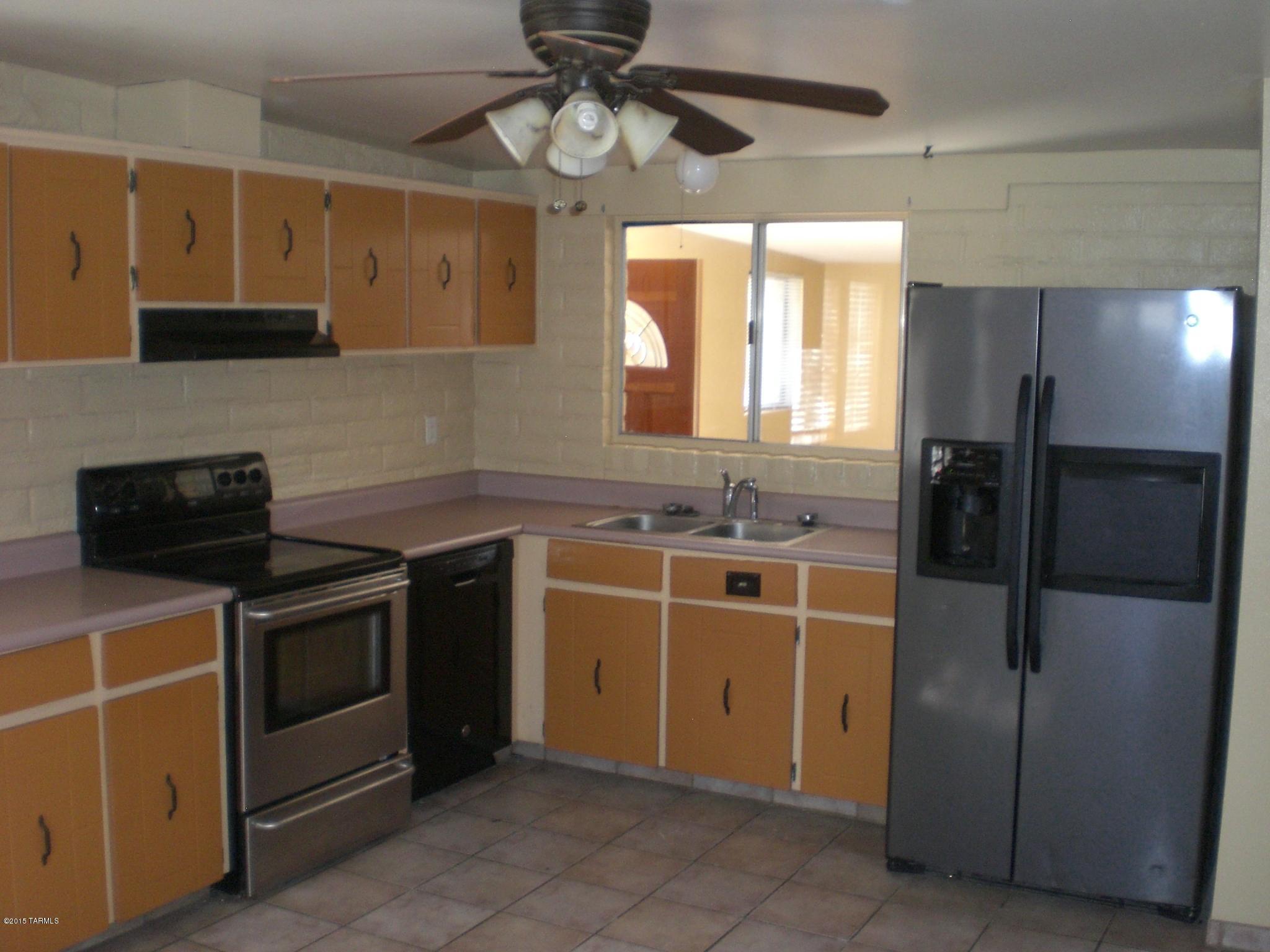Lakecrest NO. 3 (178-325) - Residential Lease