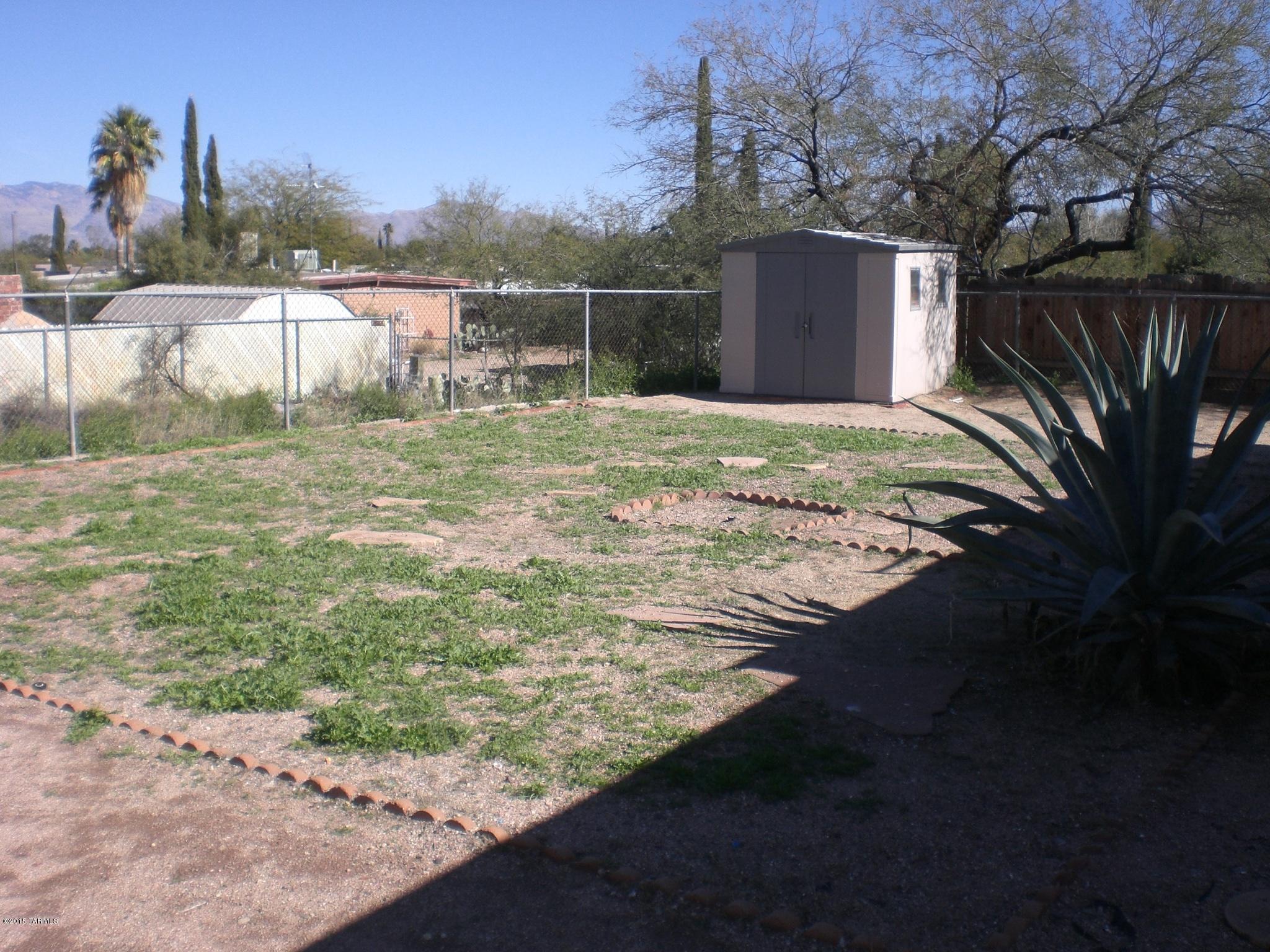 Lakecrest NO. 3 (178-325) - Residential Lease