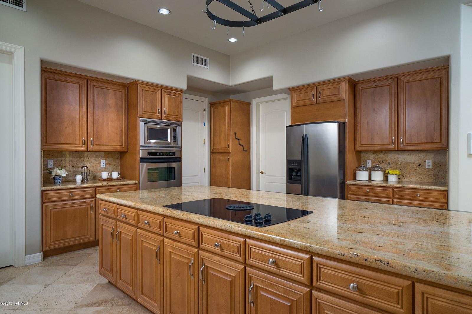Honey Bee Ridge(The Estates At) - Residential