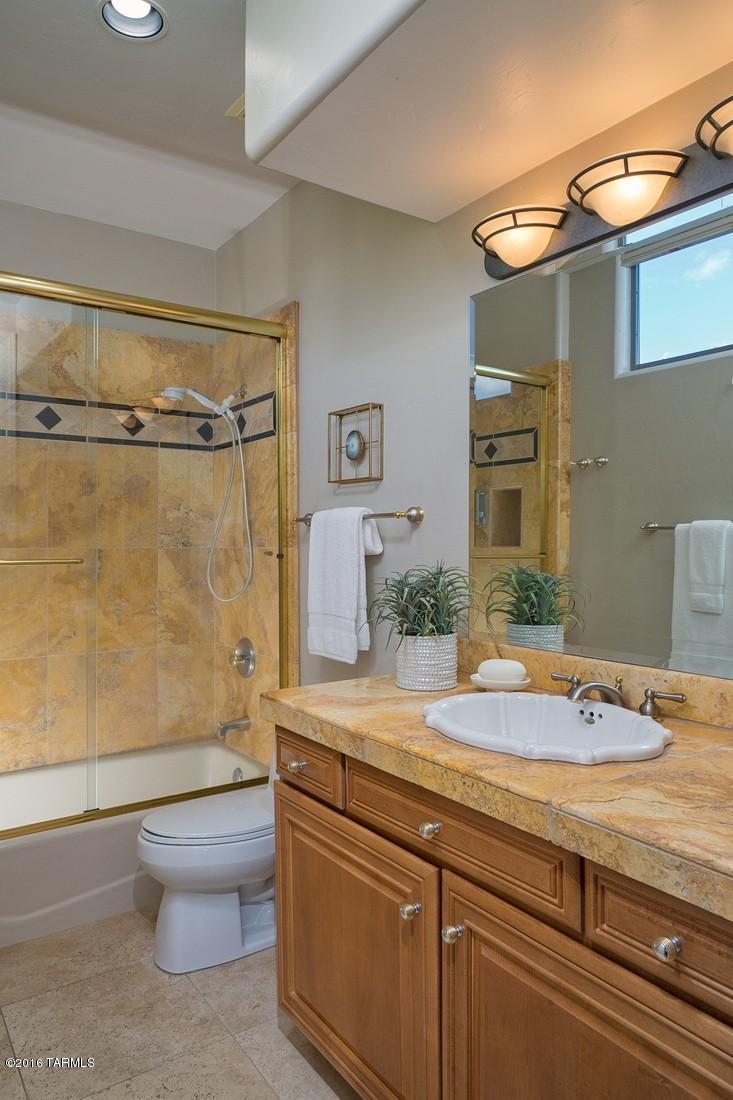 Honey Bee Ridge(The Estates At) - Residential