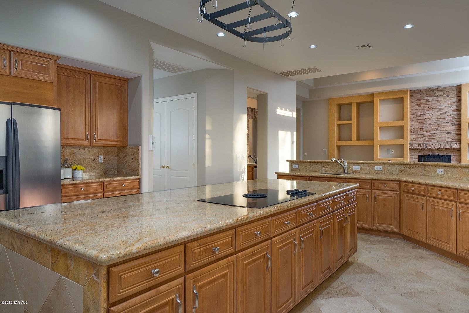 Honey Bee Ridge(The Estates At) - Residential