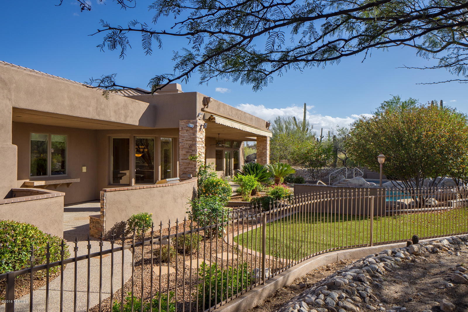 Honey Bee Ridge(The Estates At) - Residential
